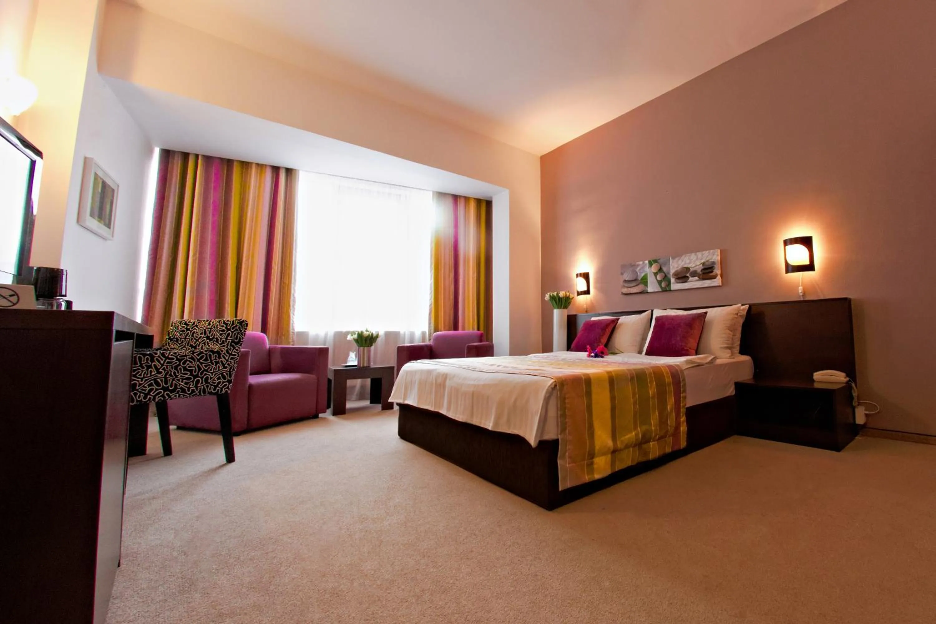 Photo of the whole room, Bed in Unique Boutique