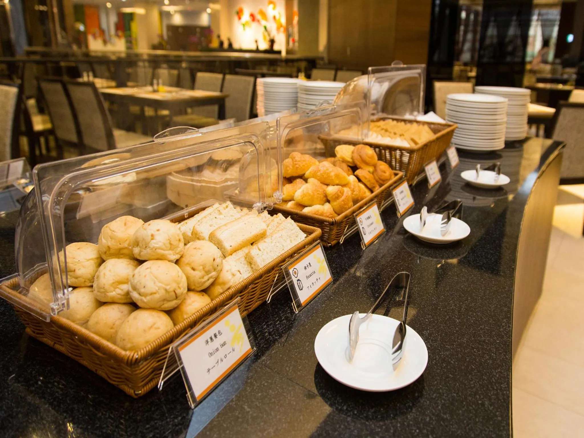 Buffet breakfast in Hoya Resort Hotel Kaohsiung