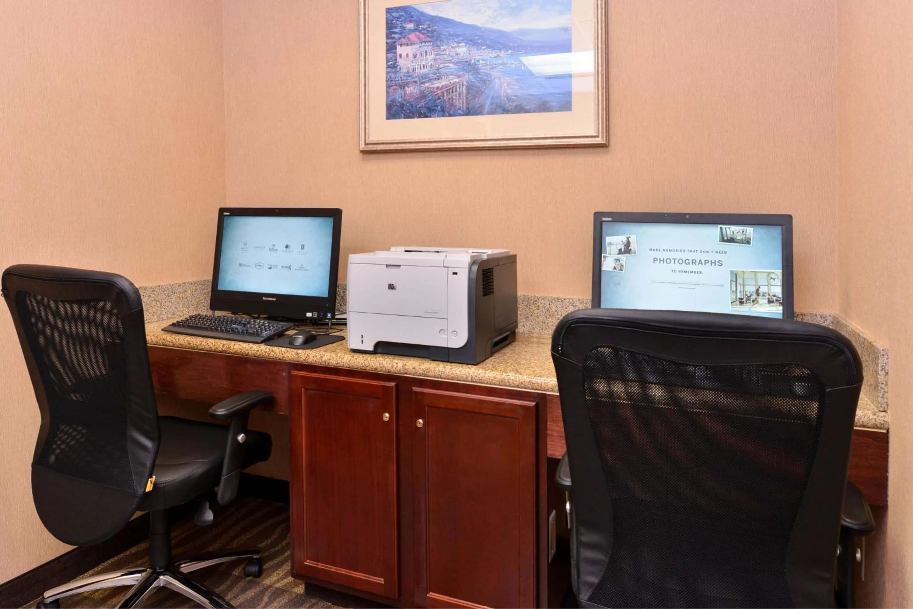 Business facilities in Hampton Inn Grand Island