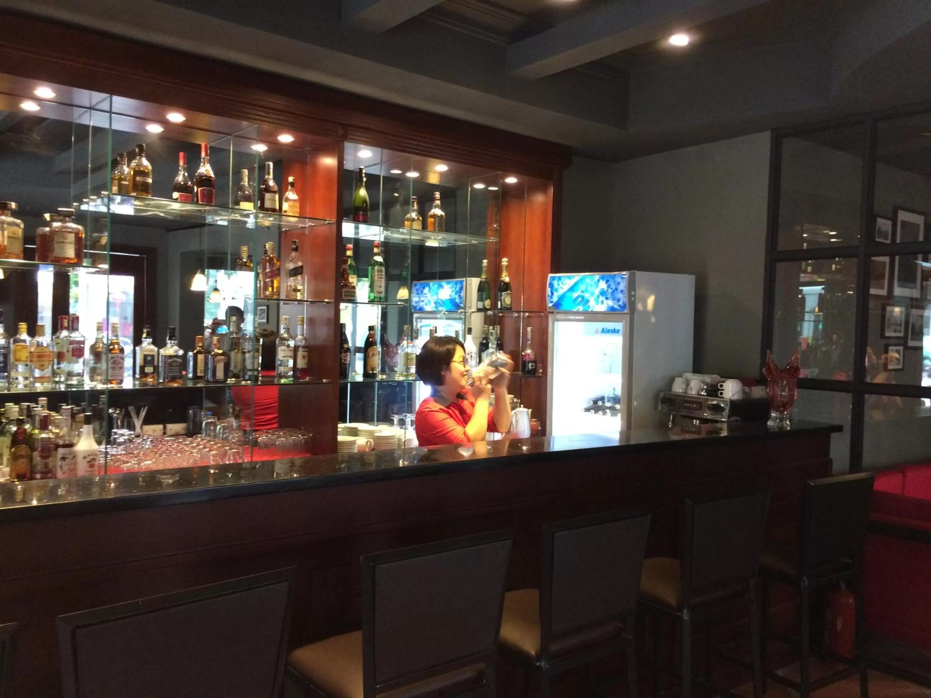 Lounge or bar, Lounge/Bar in Mon Regency Hotel