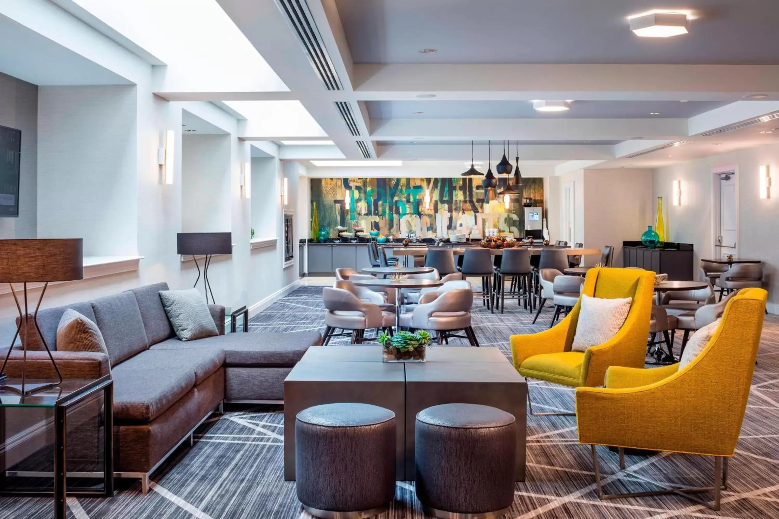 Lounge or bar, Lounge/Bar in Renaissance Providence Downtown Hotel