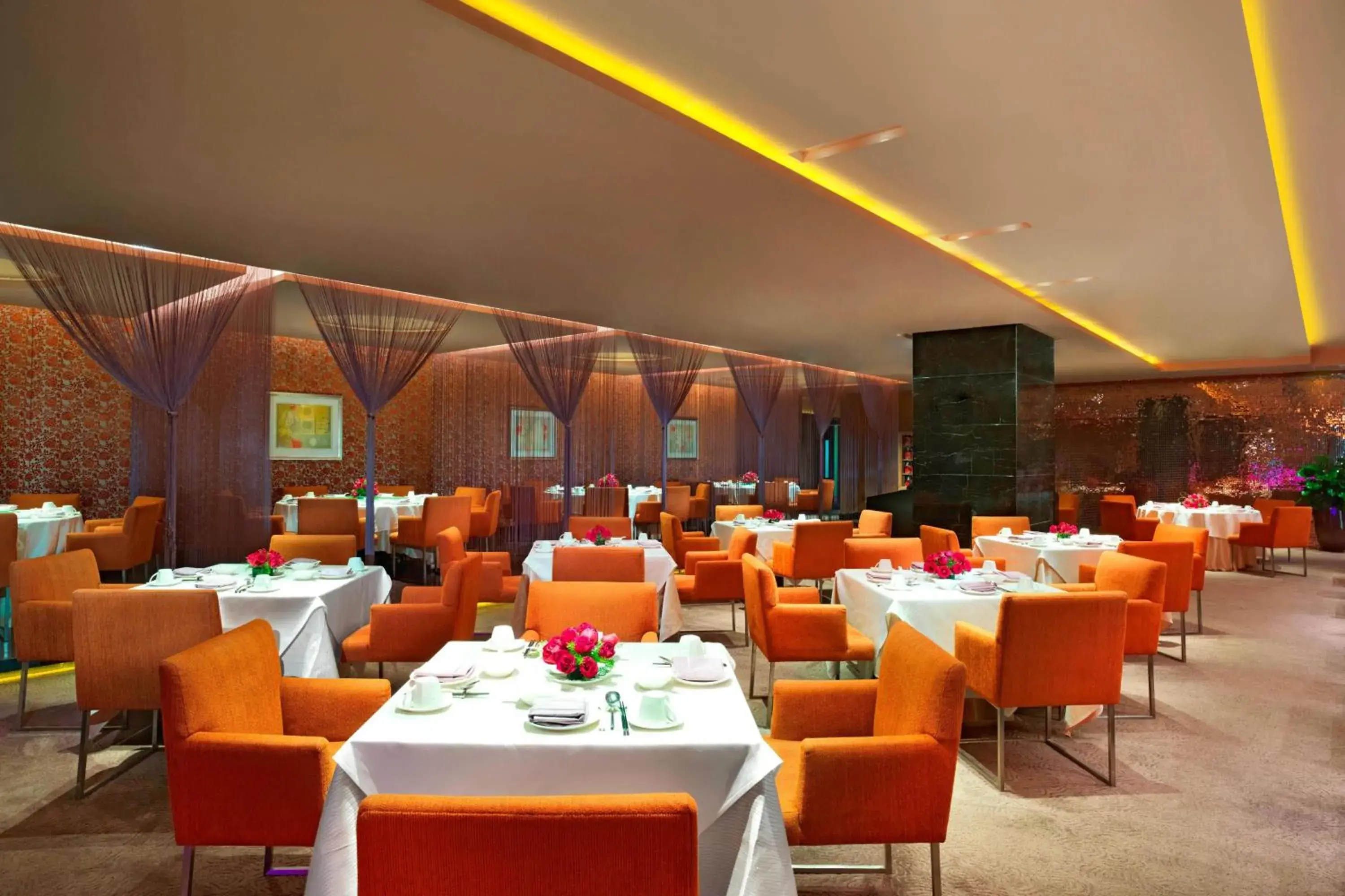 Restaurant/Places to Eat in Four Points by Sheraton Guangzhou, Dongpu