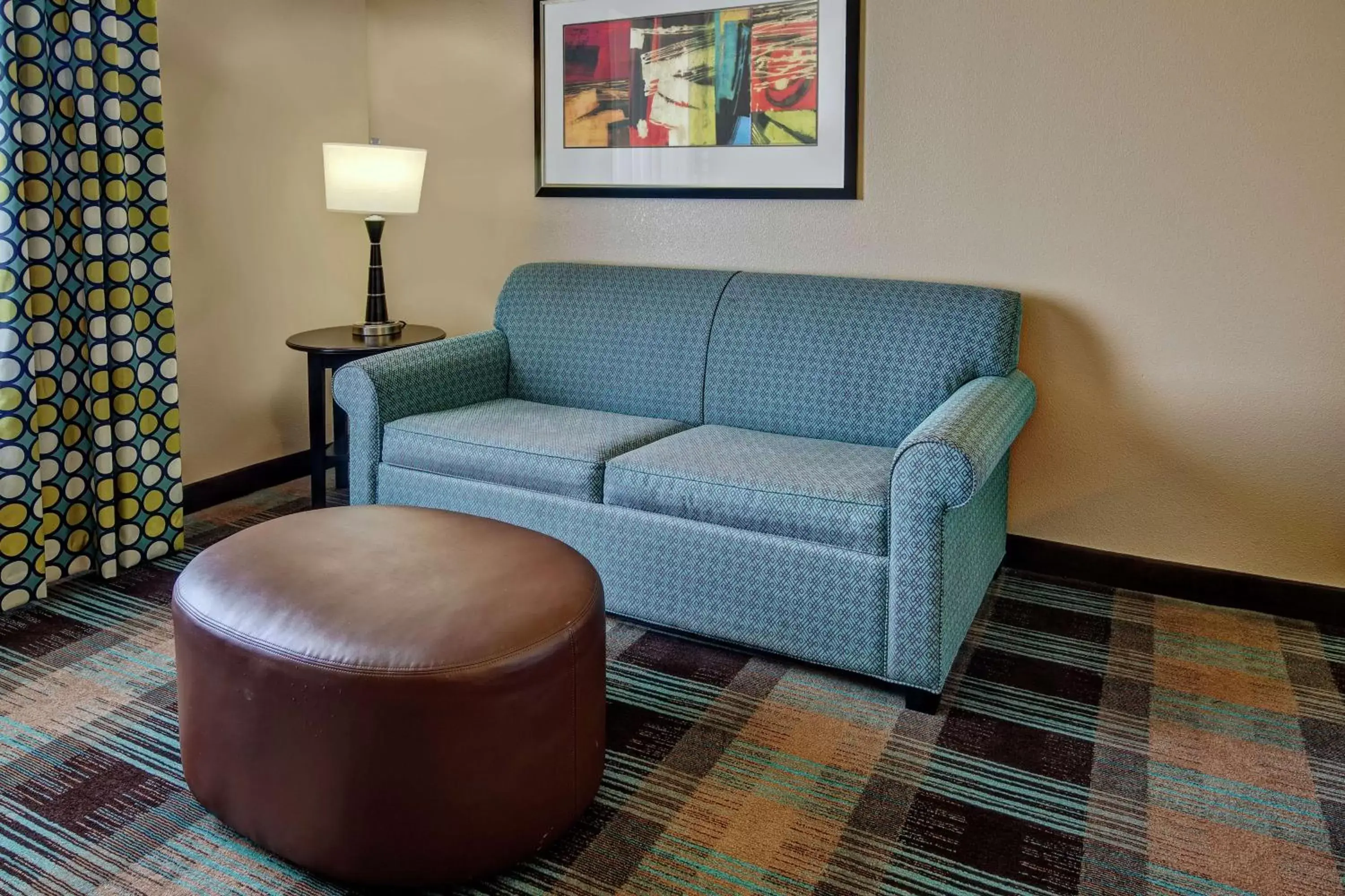 Living room, Seating Area in Hampton Inn & Suites Clarksville