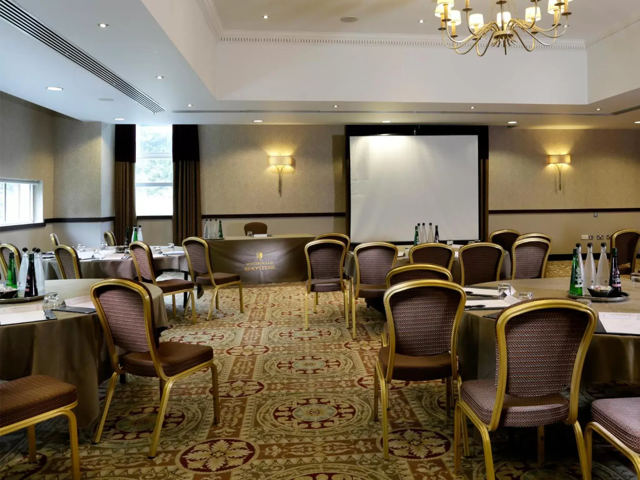 Business facilities in Macdonald Berystede Hotel & Spa