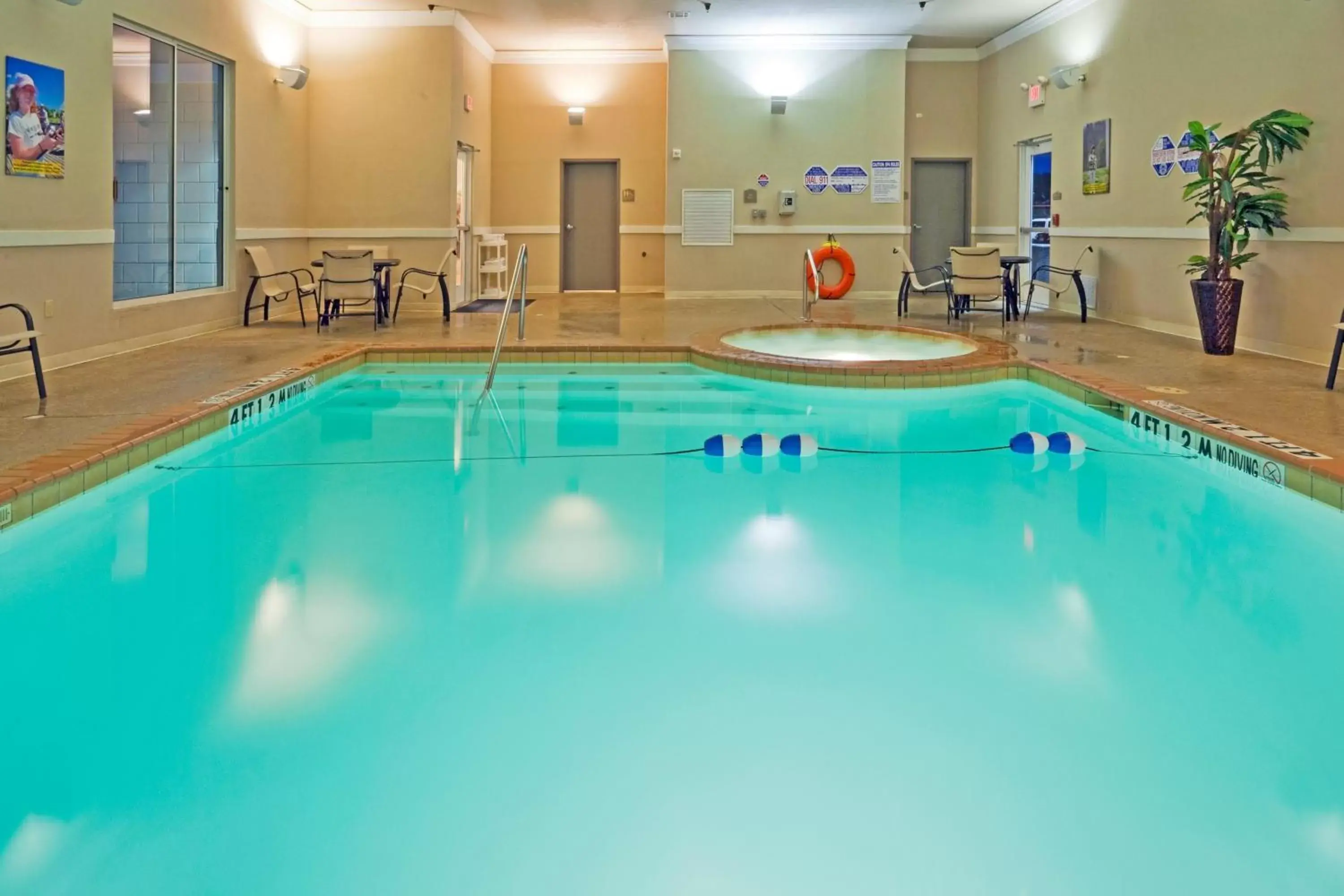 Swimming Pool in Holiday Inn Express Hotel and Suites Athens, an IHG Hotel