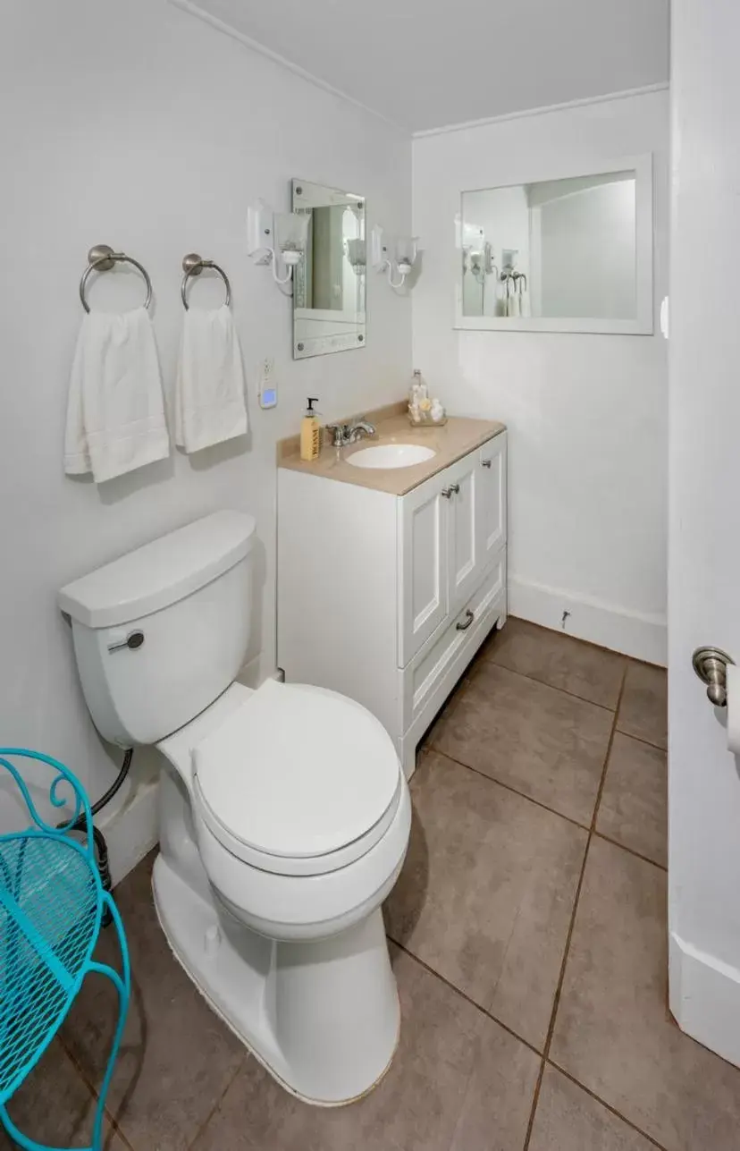 Bathroom in The Craignair Inn & Causeway Restaurant