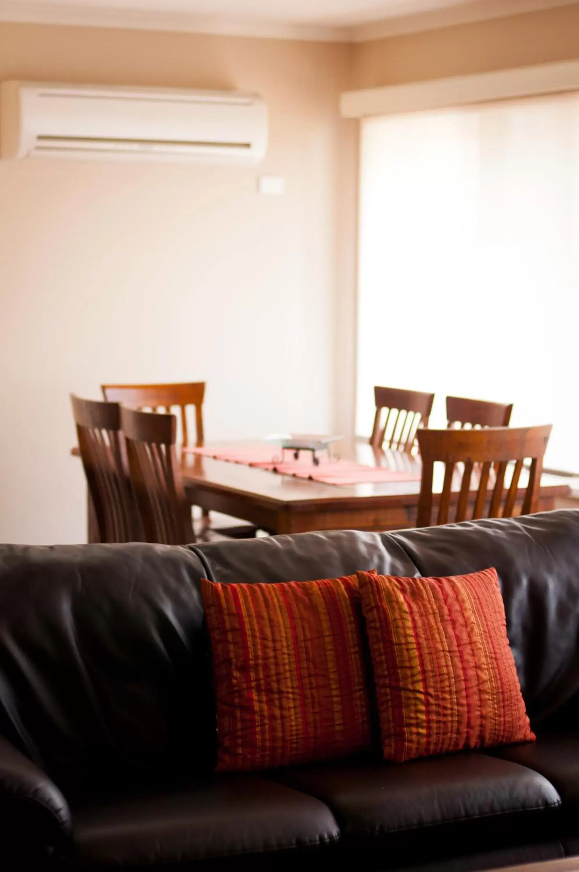 Living room, Restaurant/Places to Eat in National Hotel Complex Bendigo