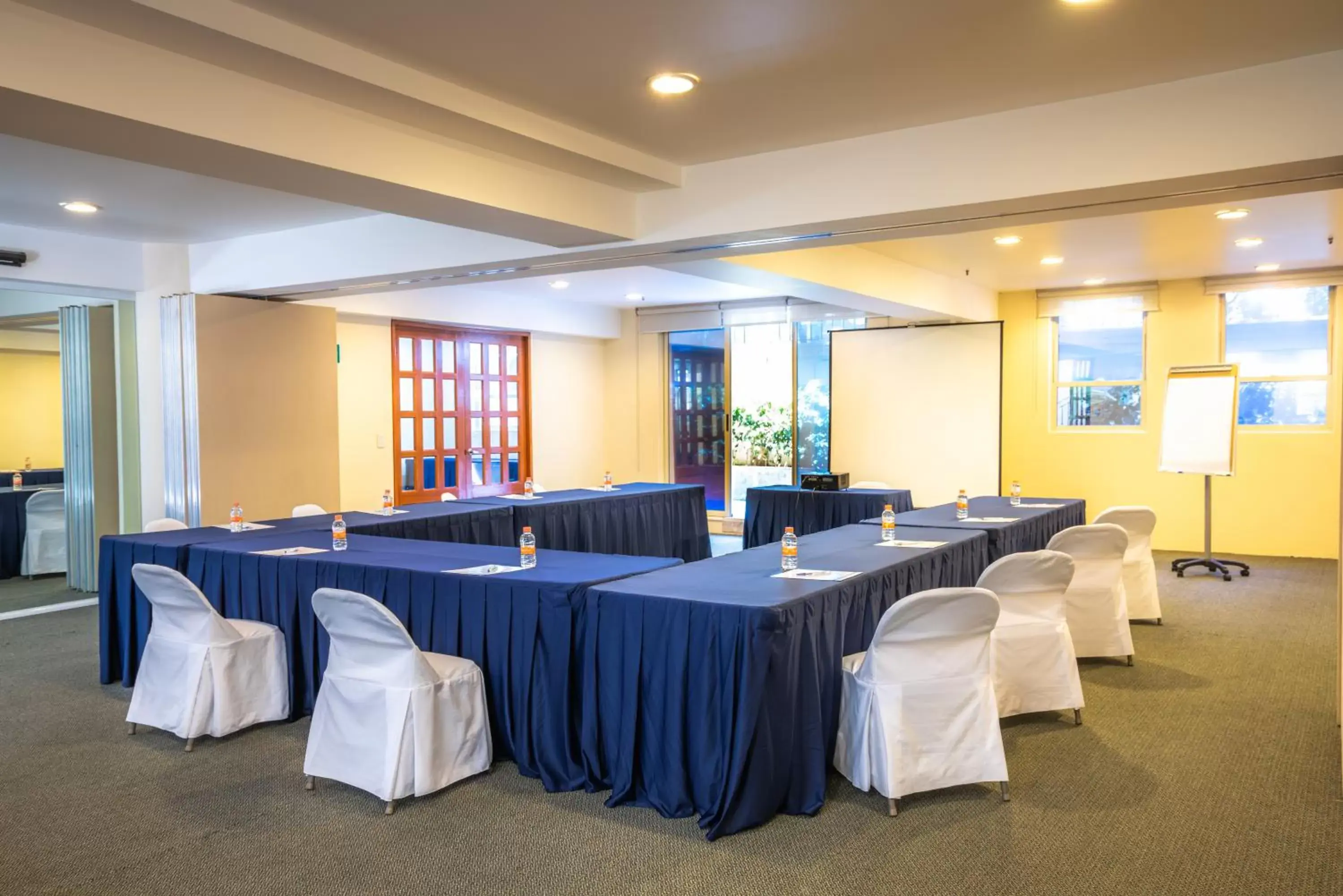 Meeting/conference room in Suites Obelisk