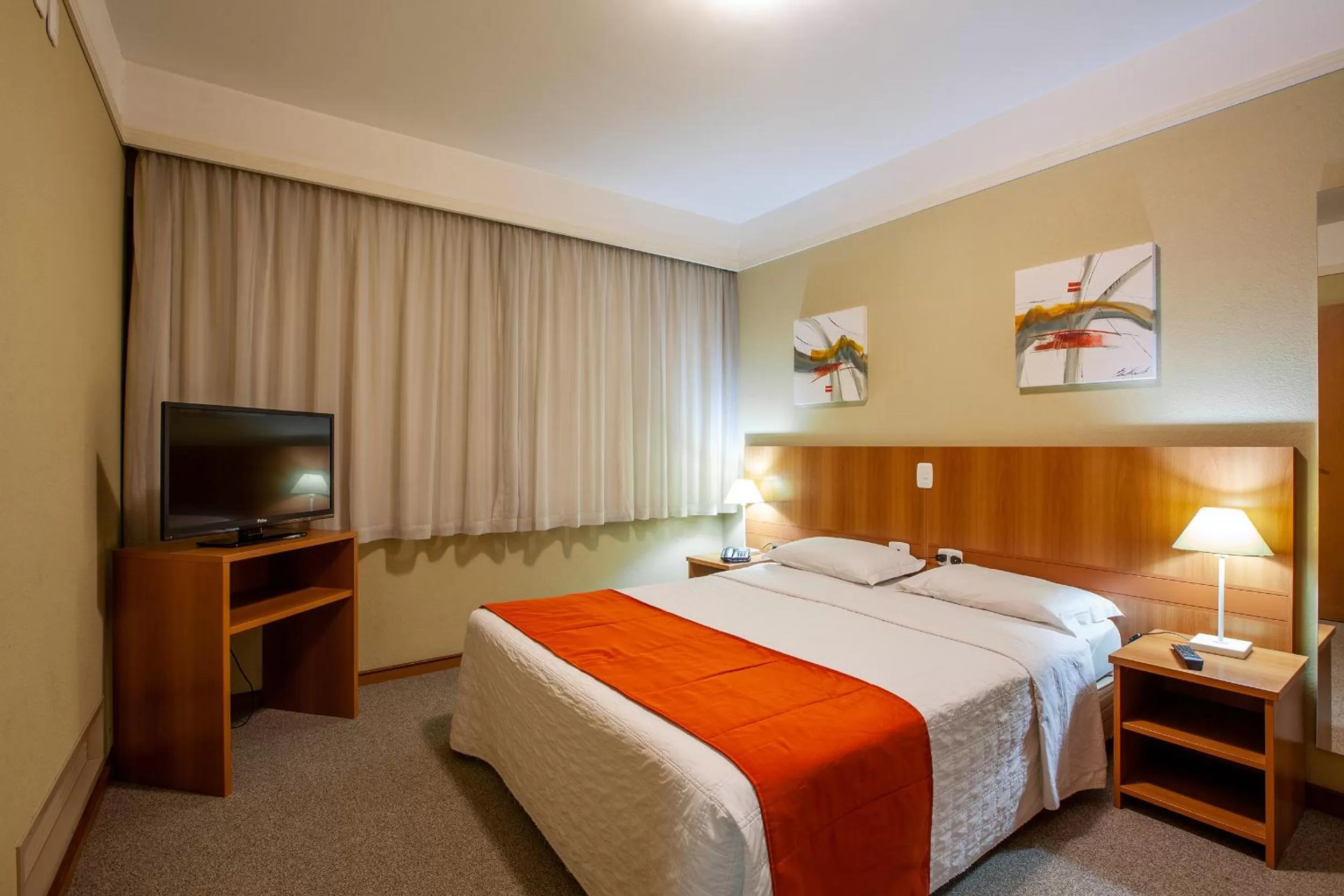 Bed in Tri Hotel Executive Caxias