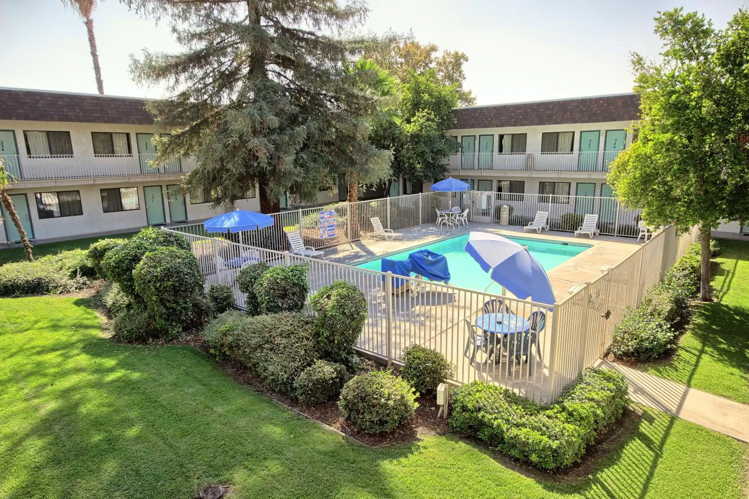 Swimming pool, Pool View in Motel 6-Porterville, CA
