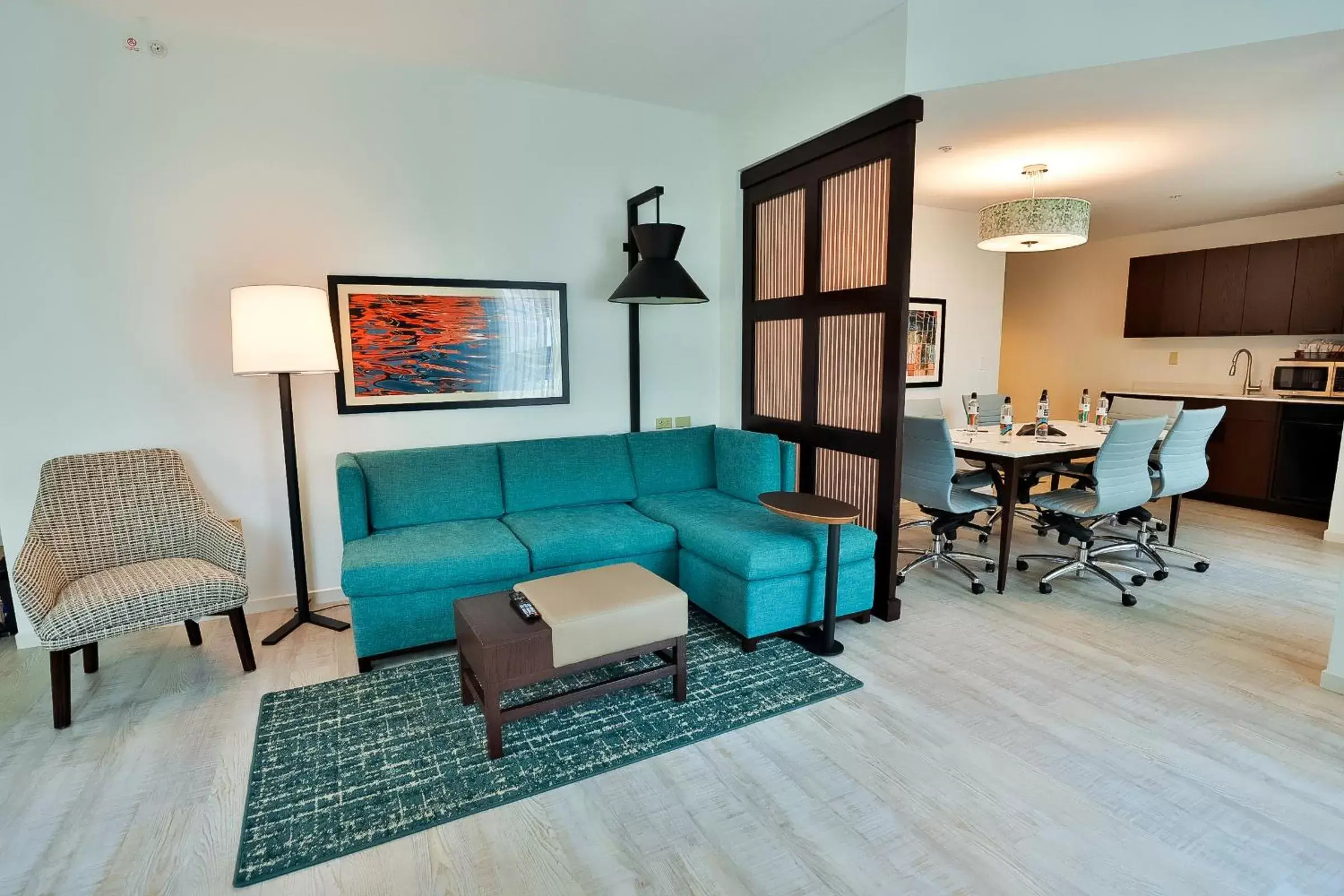Living room, Seating Area in Hyatt Place West Palm Beach