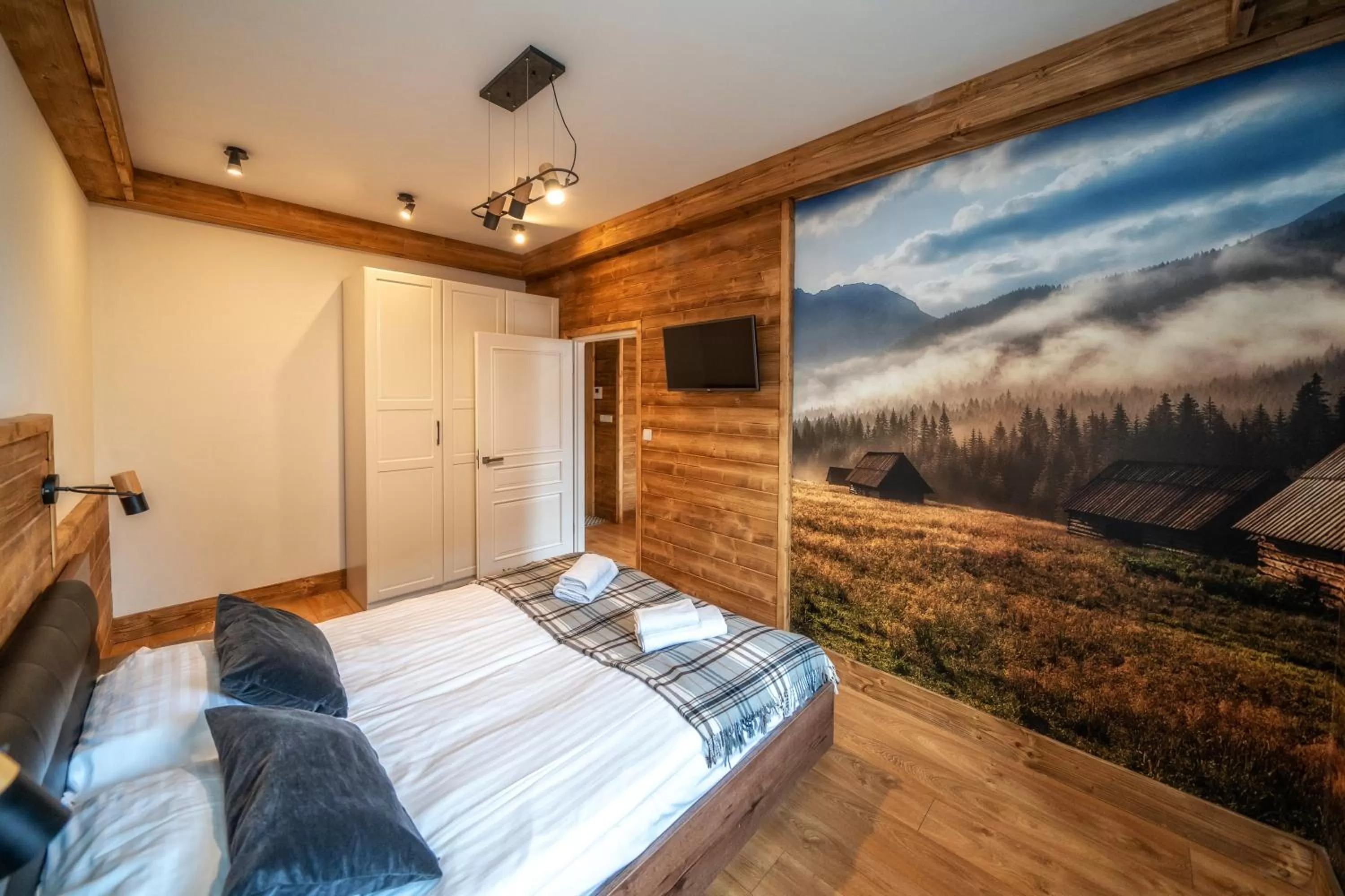 TV and multimedia, Bed in Aparthotel Giewont