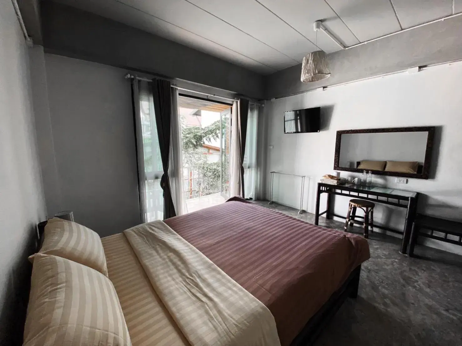 Bed in Lamphu House Chiang Mai - SHA Extra Plus Certified