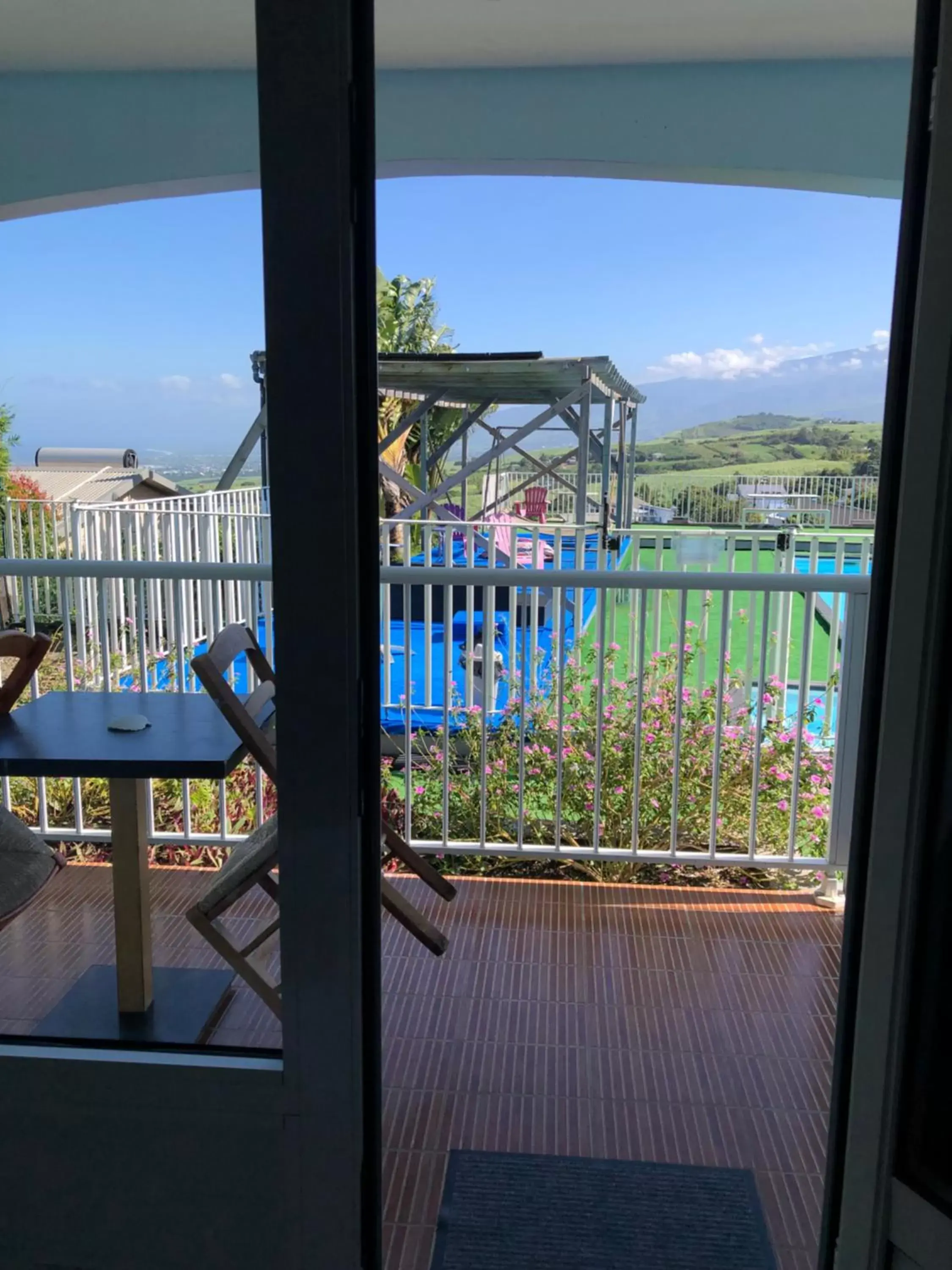 Double Room with Pool View in Hôtel Le Soleil Couchant Double Room with Pool View in Hôtel Le Soleil Couchant