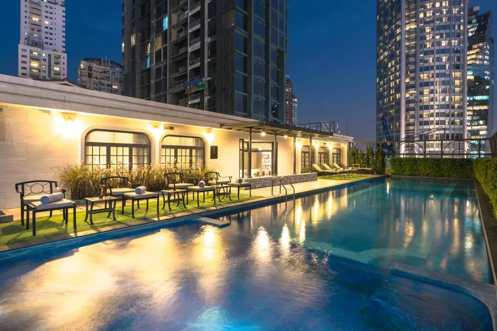 Pool view, Swimming Pool in The Salil Hotel Sukhumvit 57 - Thonglor