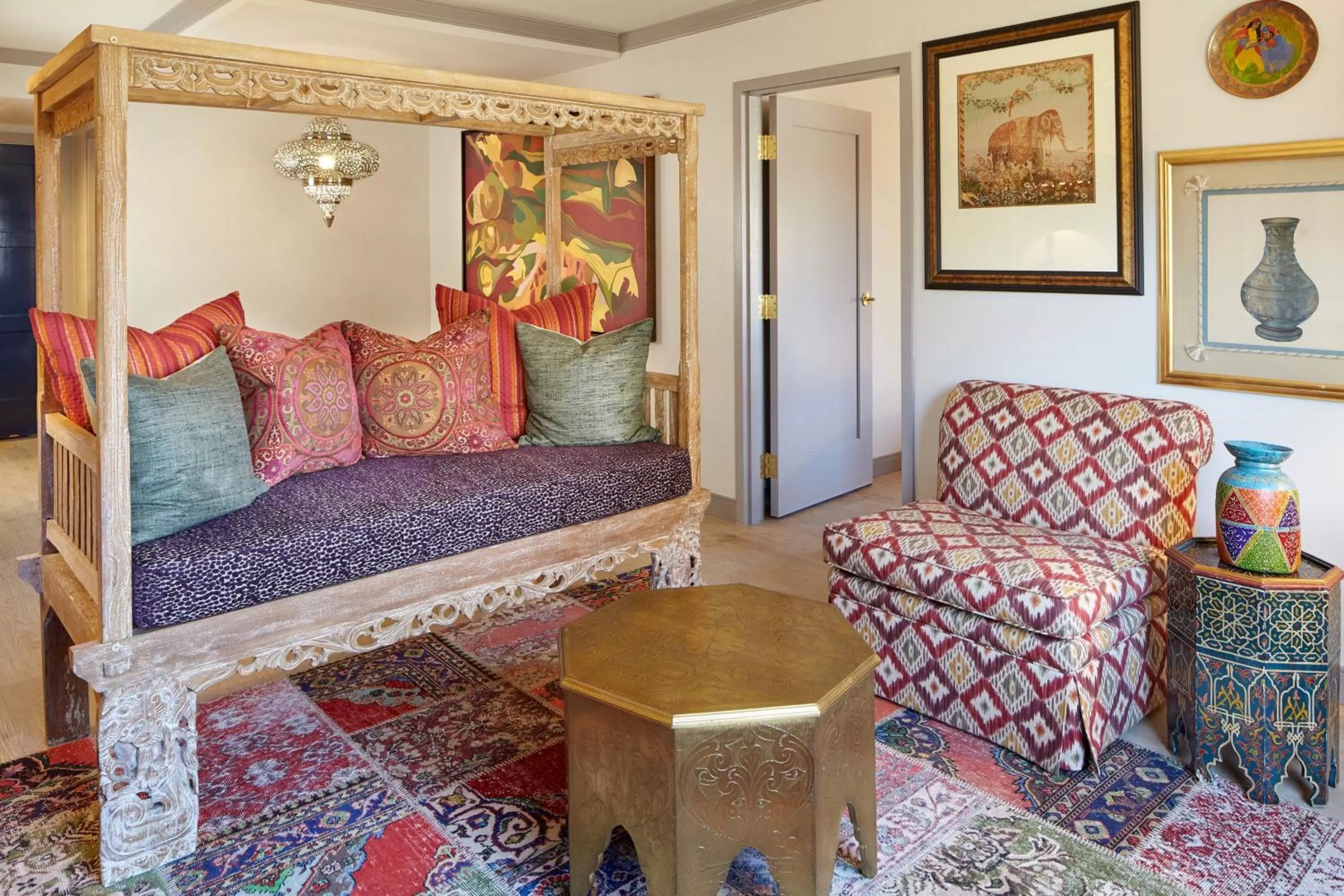 Photo of the whole room, Bed in The Burgess Hotel, Atlanta, a Tribute Portfolio Hotel