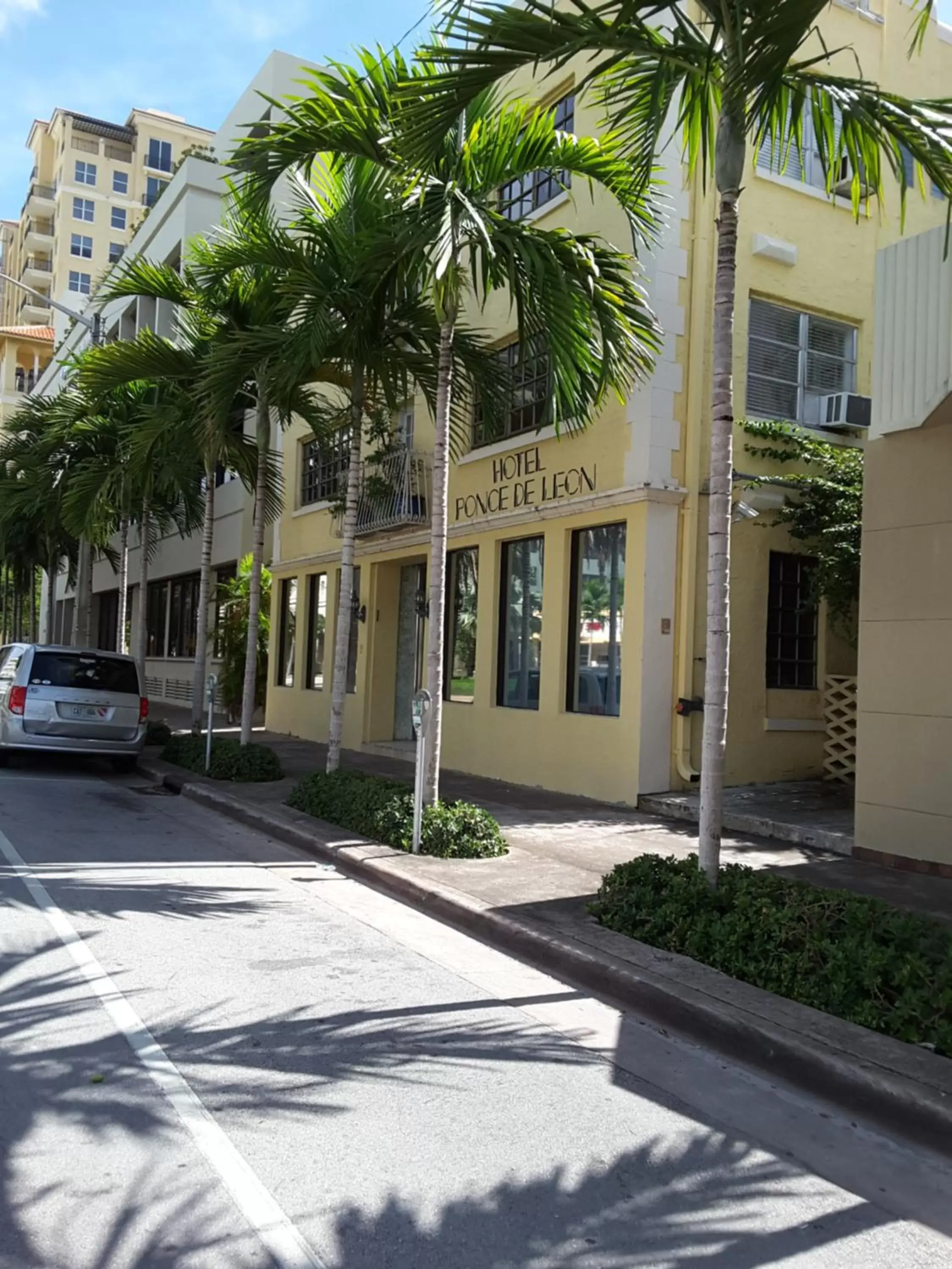 Location, Property Building in Hotel Ponce de Leon