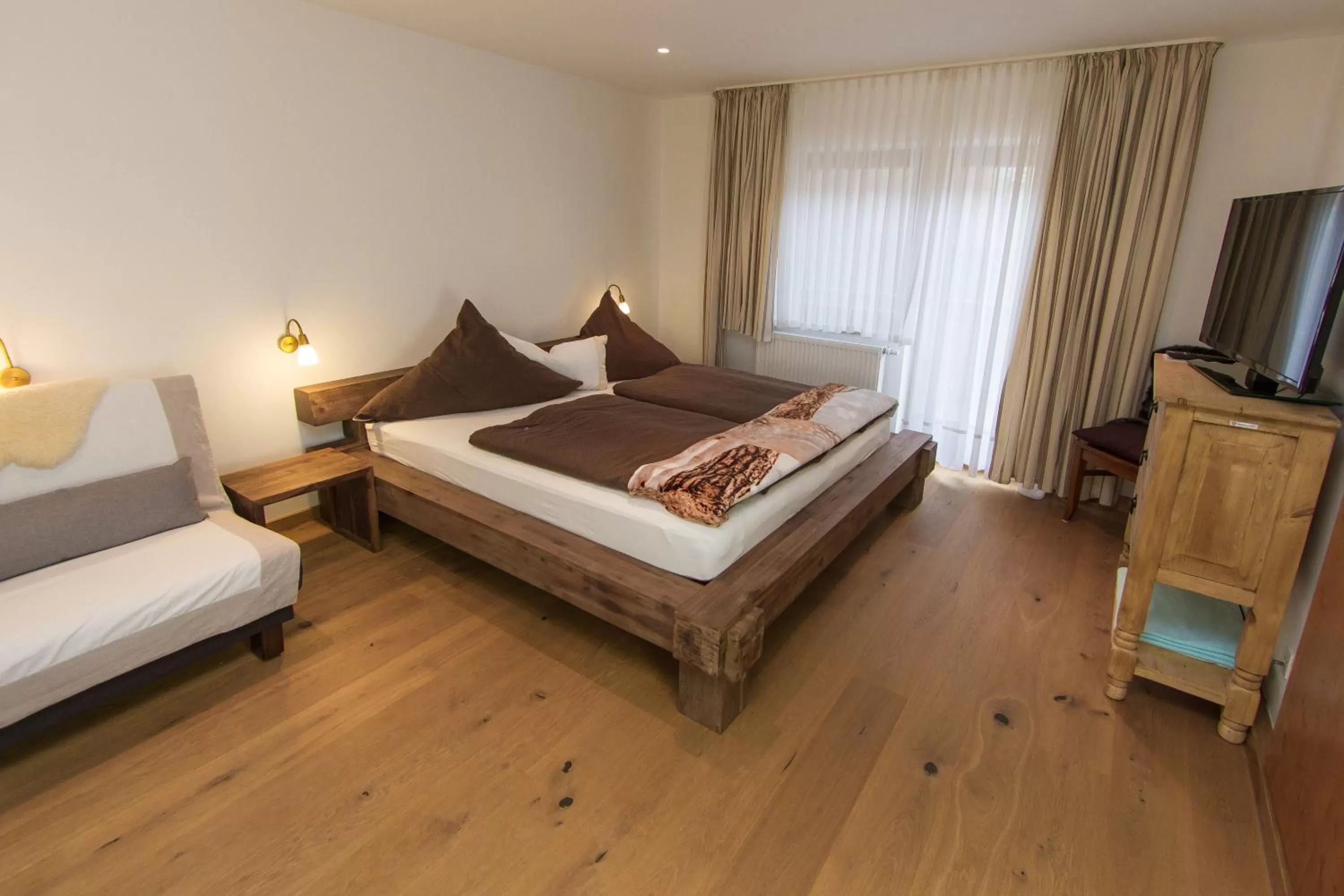 Photo of the whole room in Hotel Alpenblick