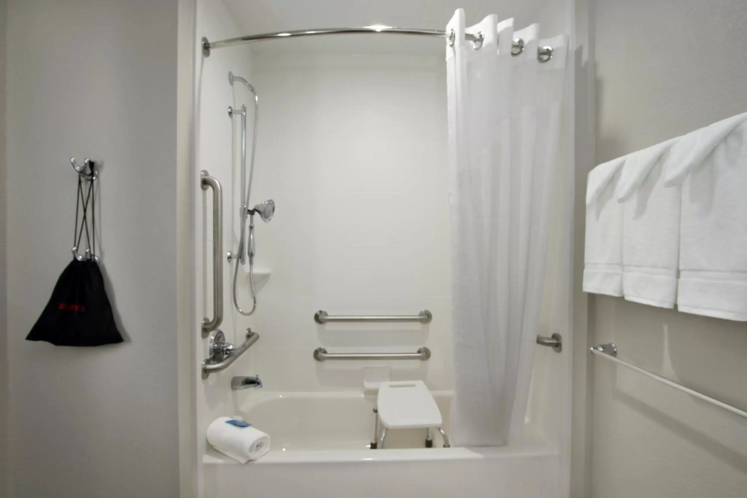 Bathroom in Holiday Inn Express & Suites - Columbus North, an IHG Hotel