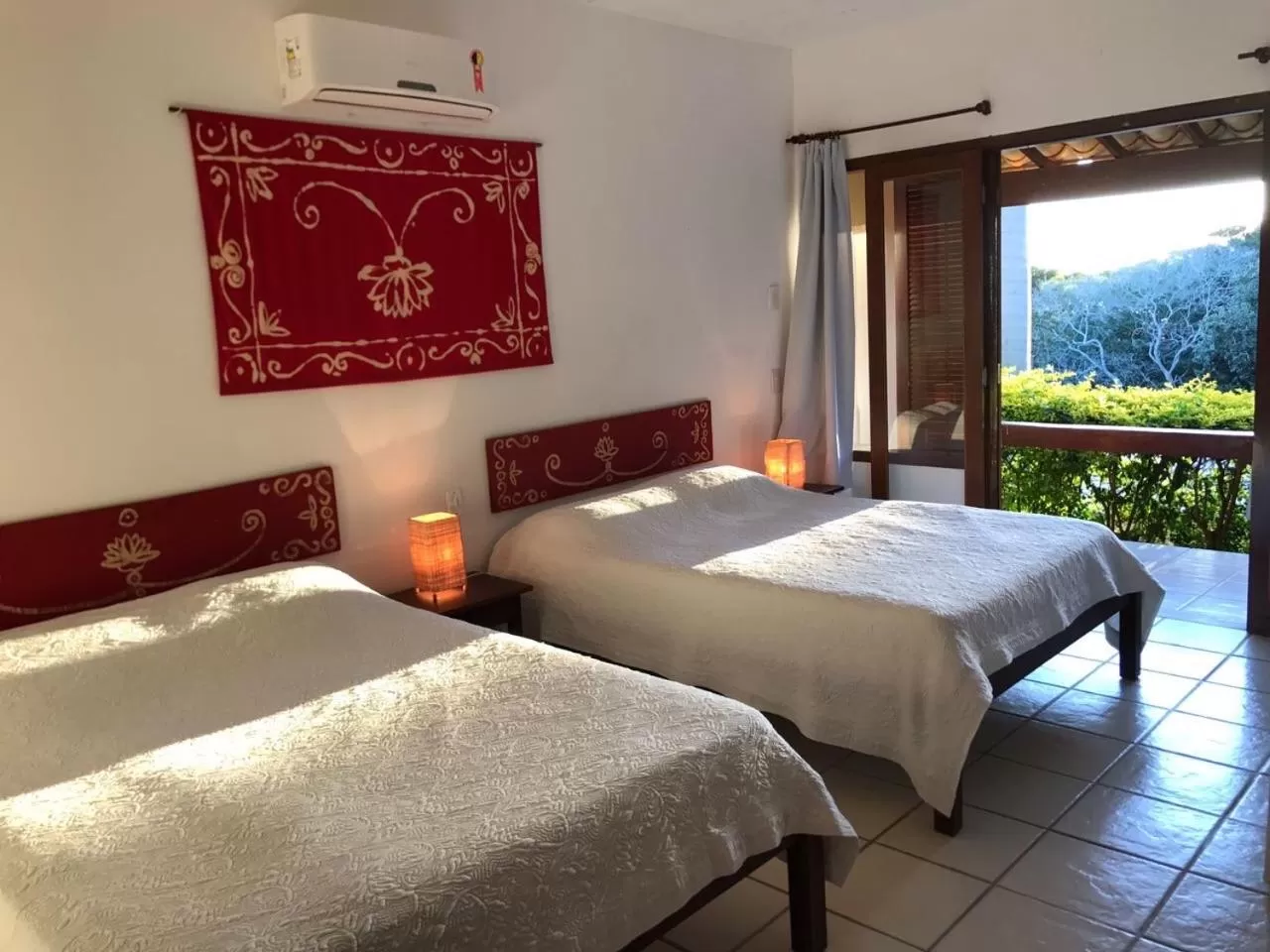 Bed in Praia da Ferradurinha Guest House