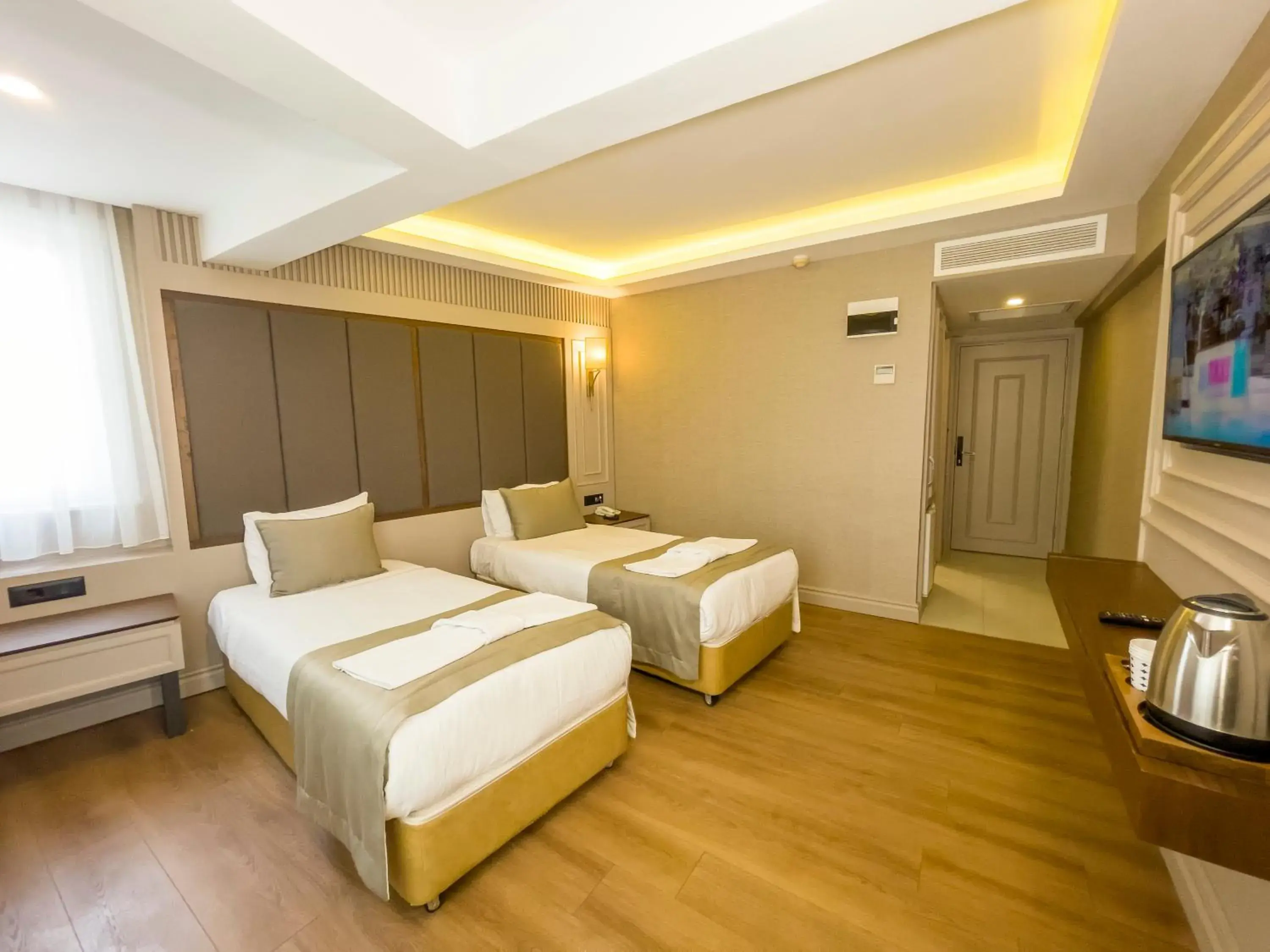 Photo of the whole room, Bed in Martinenz Hotel Photo of the whole room, Bed in Martinenz Hotel