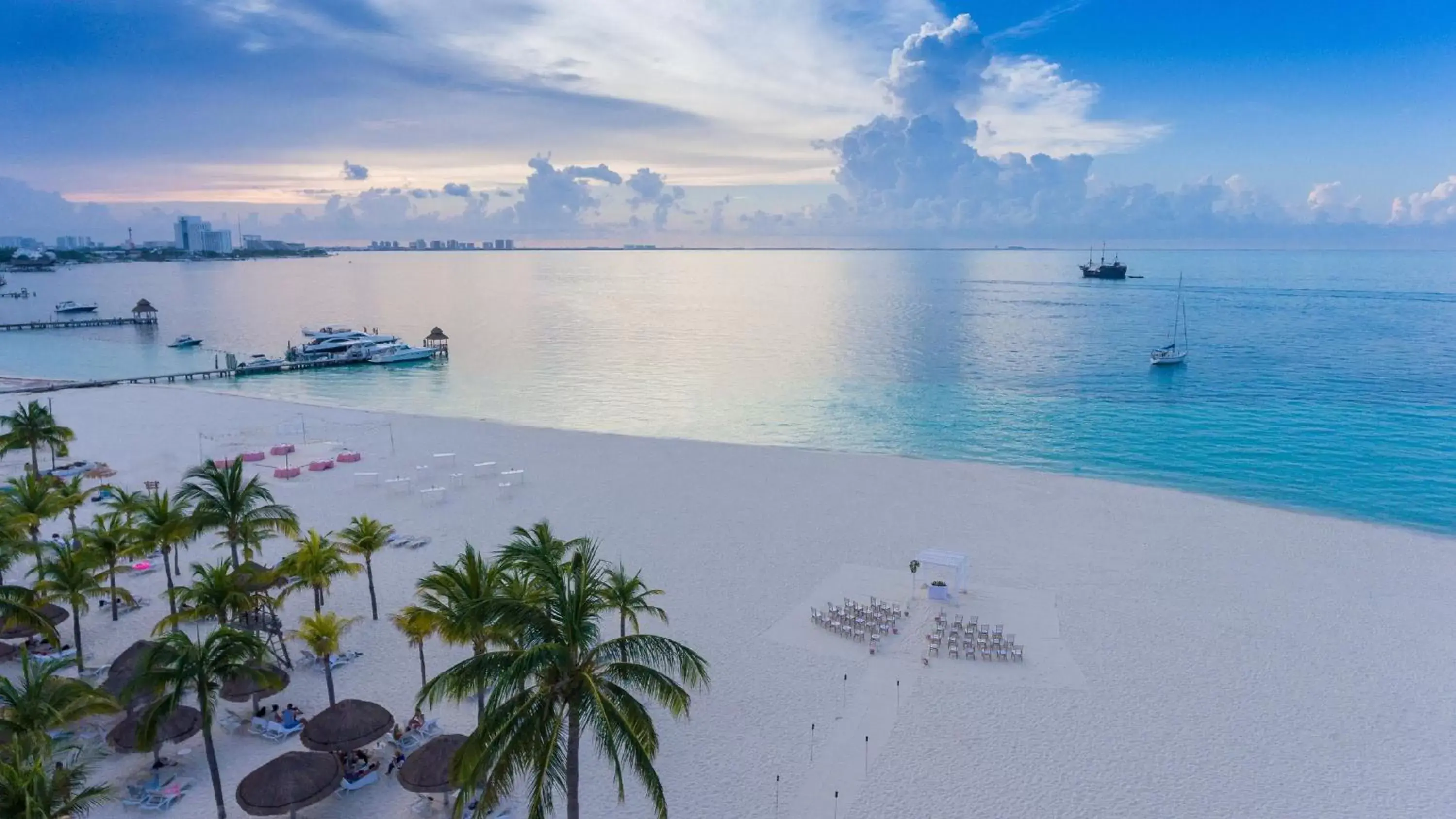 Beach in InterContinental Presidente Cancun Resort