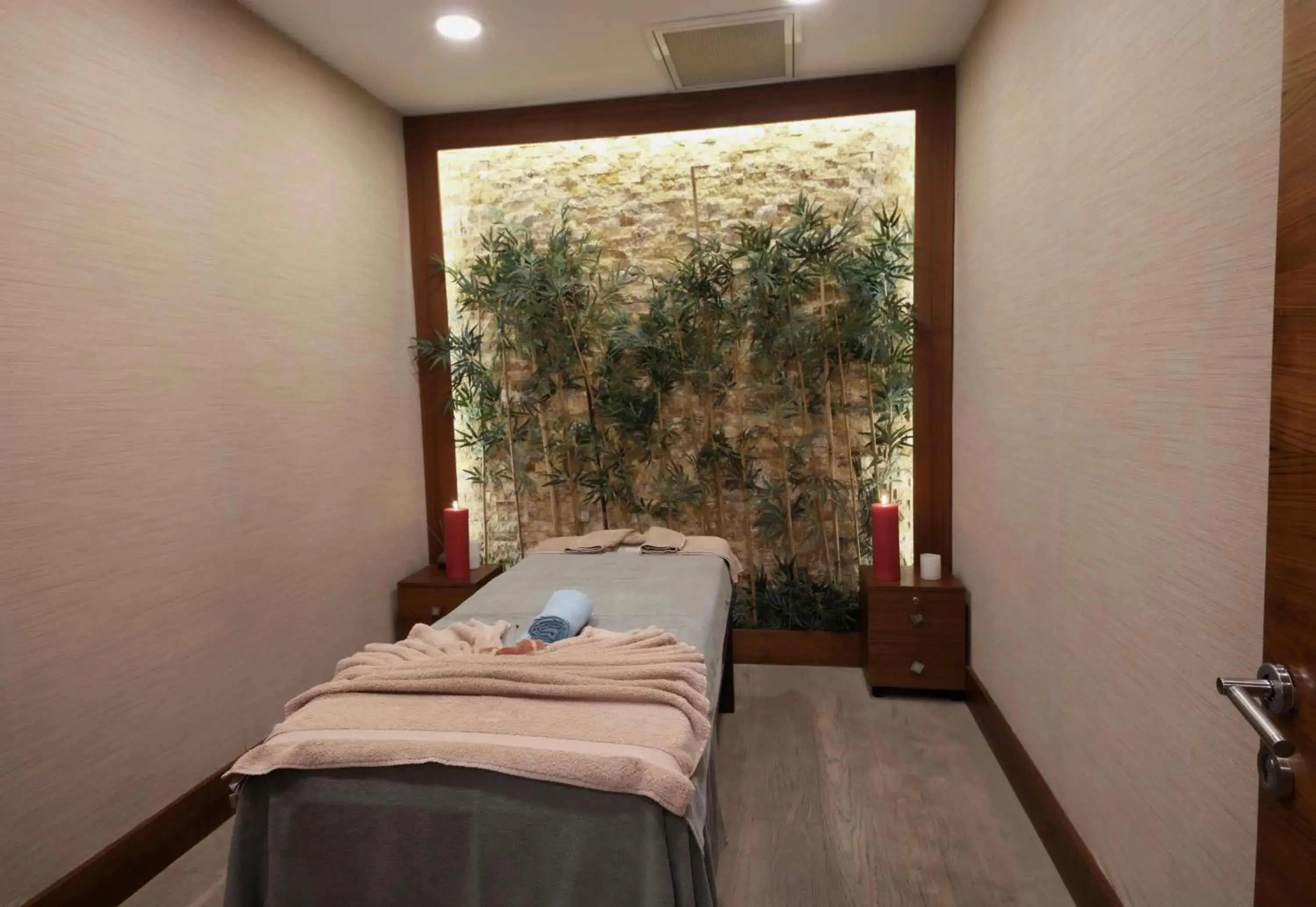 Spa and wellness centre/facilities in Dosso Dossi Hotels Old City