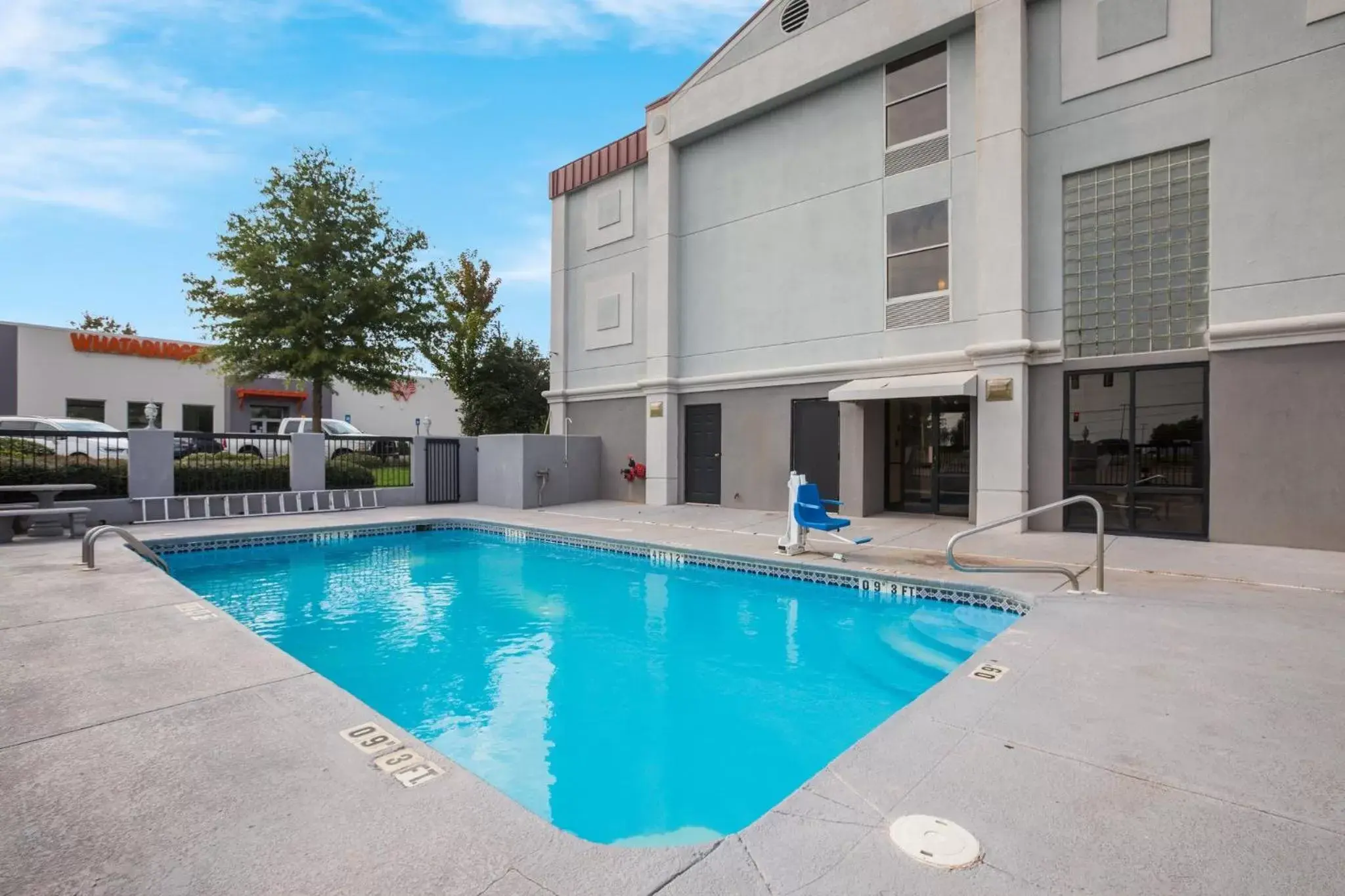 Swimming Pool in Red Roof Inn & Suites Newnan