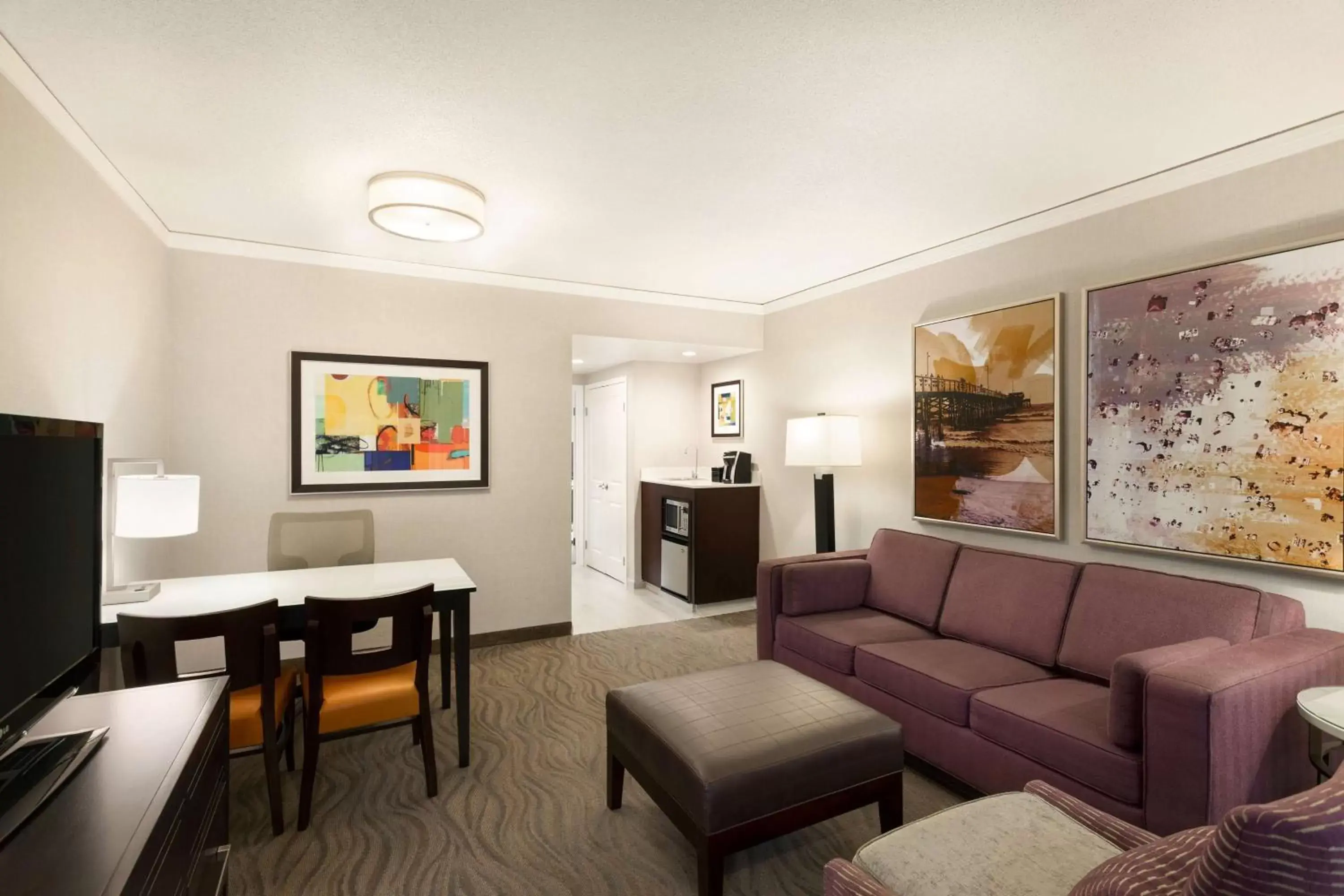 Living room, Seating Area in Embassy Suites by Hilton Irvine Orange County Airport