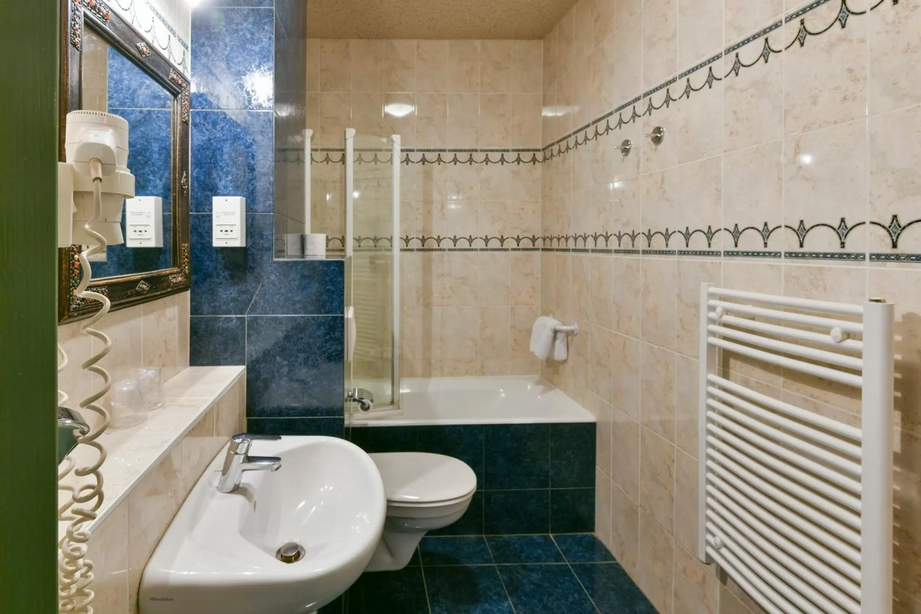 Bathroom in Hotel De Gramont