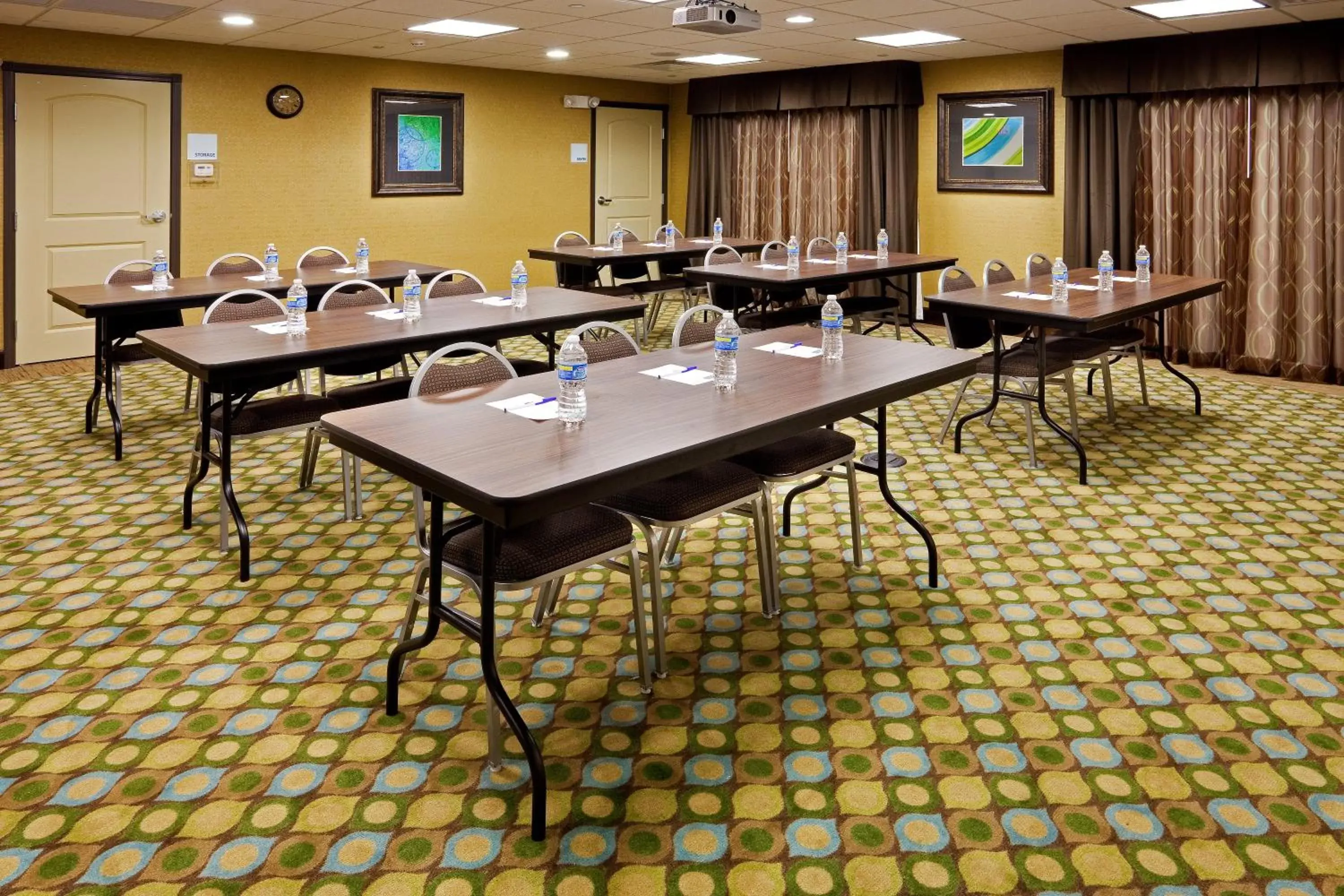 Meeting/conference room in Holiday Inn Express and Suites Limerick-Pottstown, an IHG Hotel