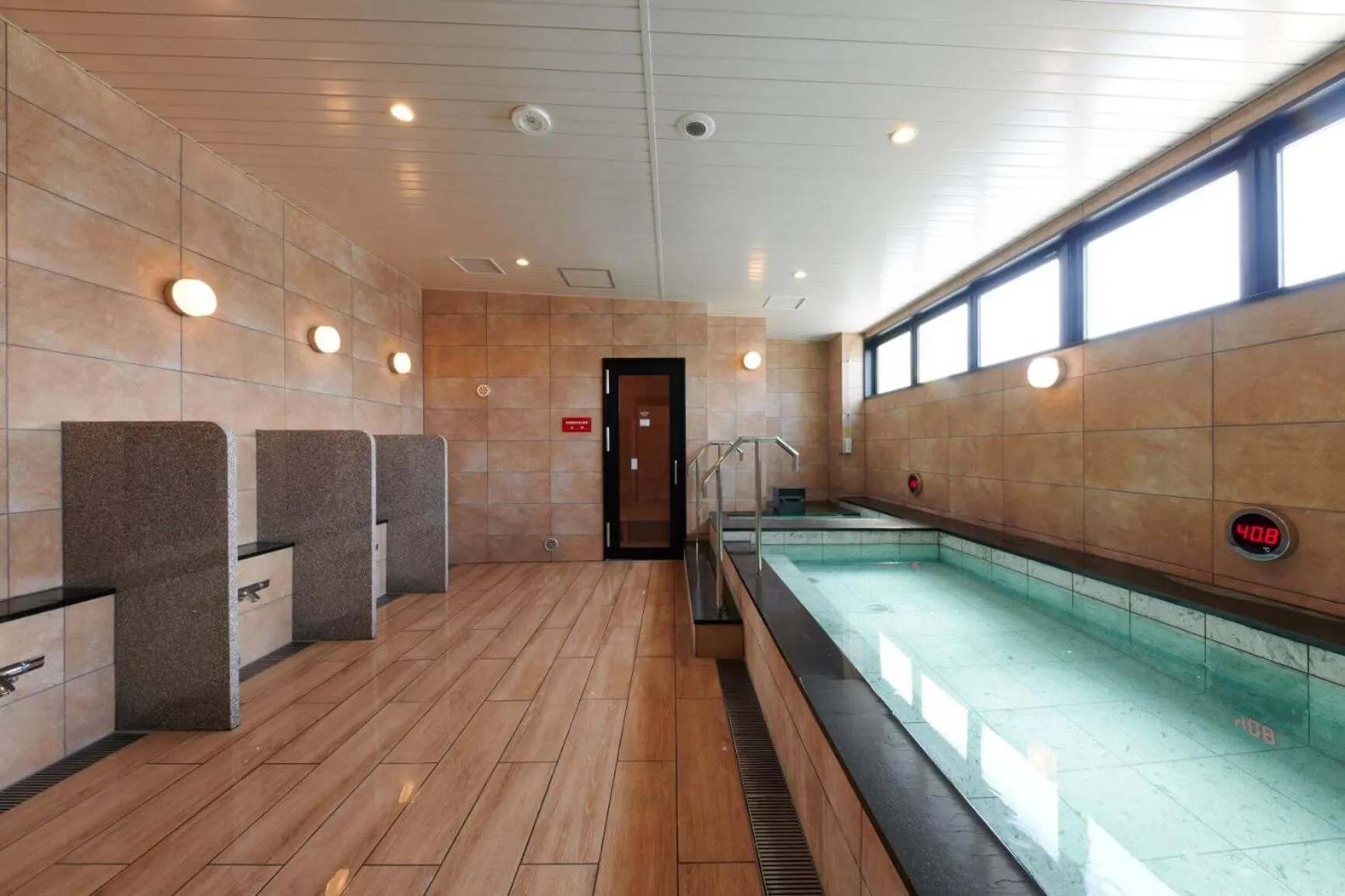 Public Bath in CABIN&HOTEL ReTIME