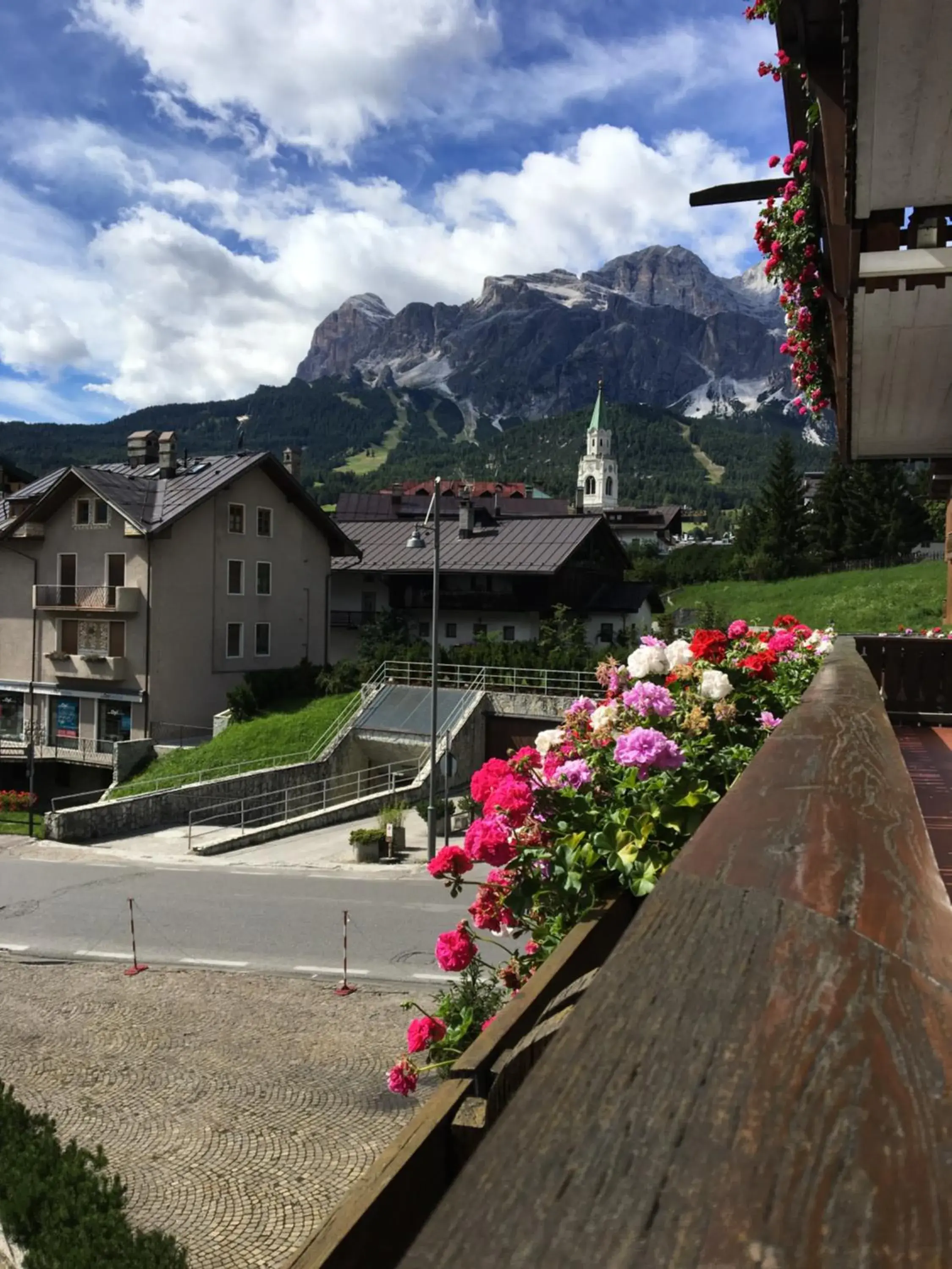 Mountain view, Balcony/Terrace in Meuble Villa Neve