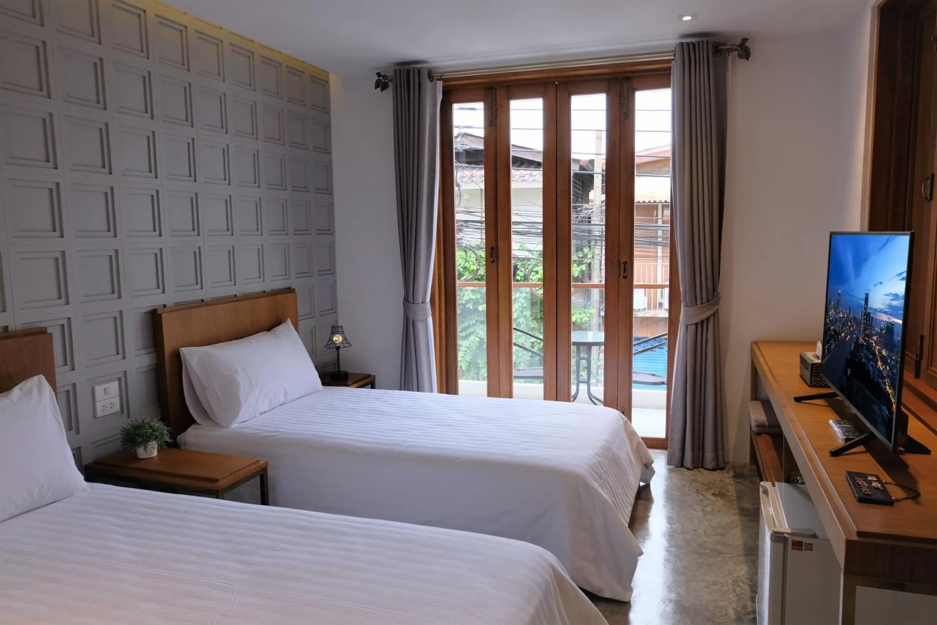 Photo of the whole room, Bed in Vali Villa Bangkok