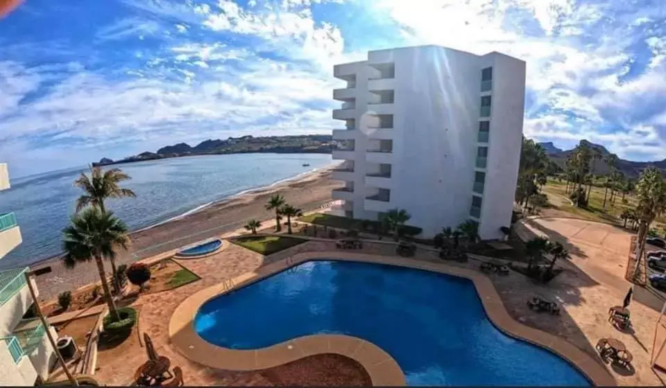 Pool View in Condominio Posada 314 San Carlos