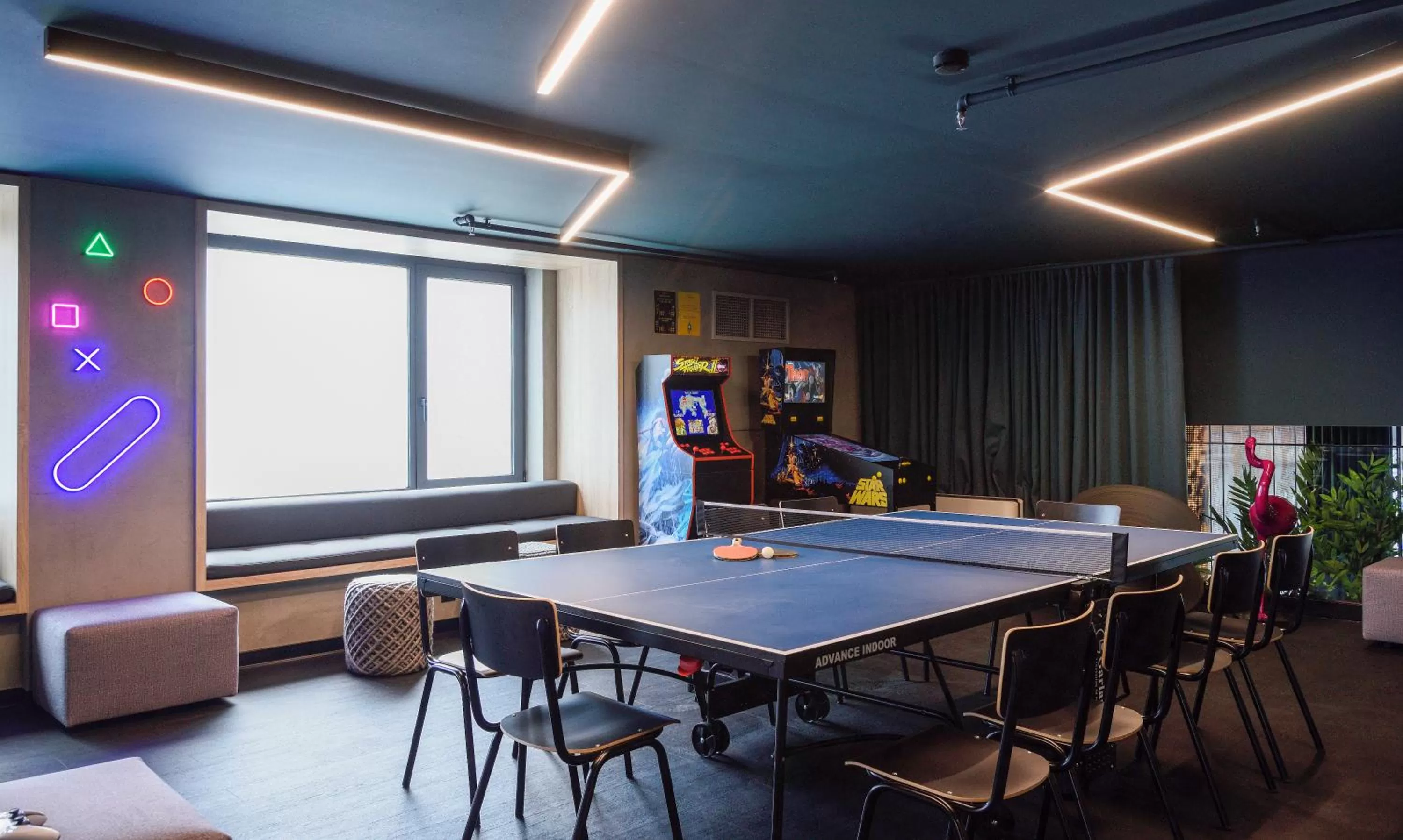 Table tennis in ONOMA Hotel