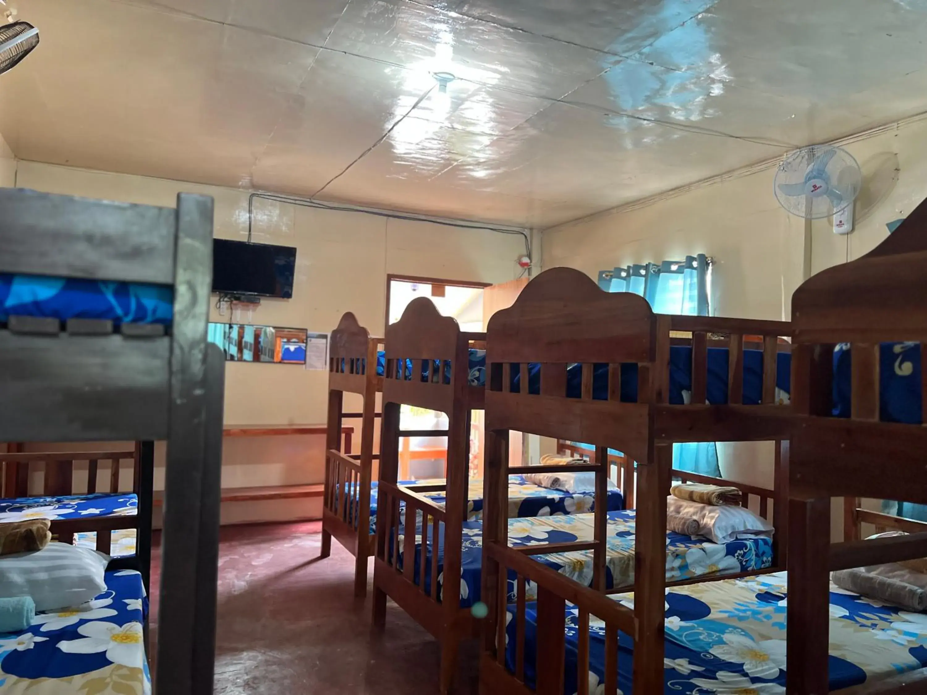 Photo of the whole room, Bunk Bed in Gratum Beach Resort