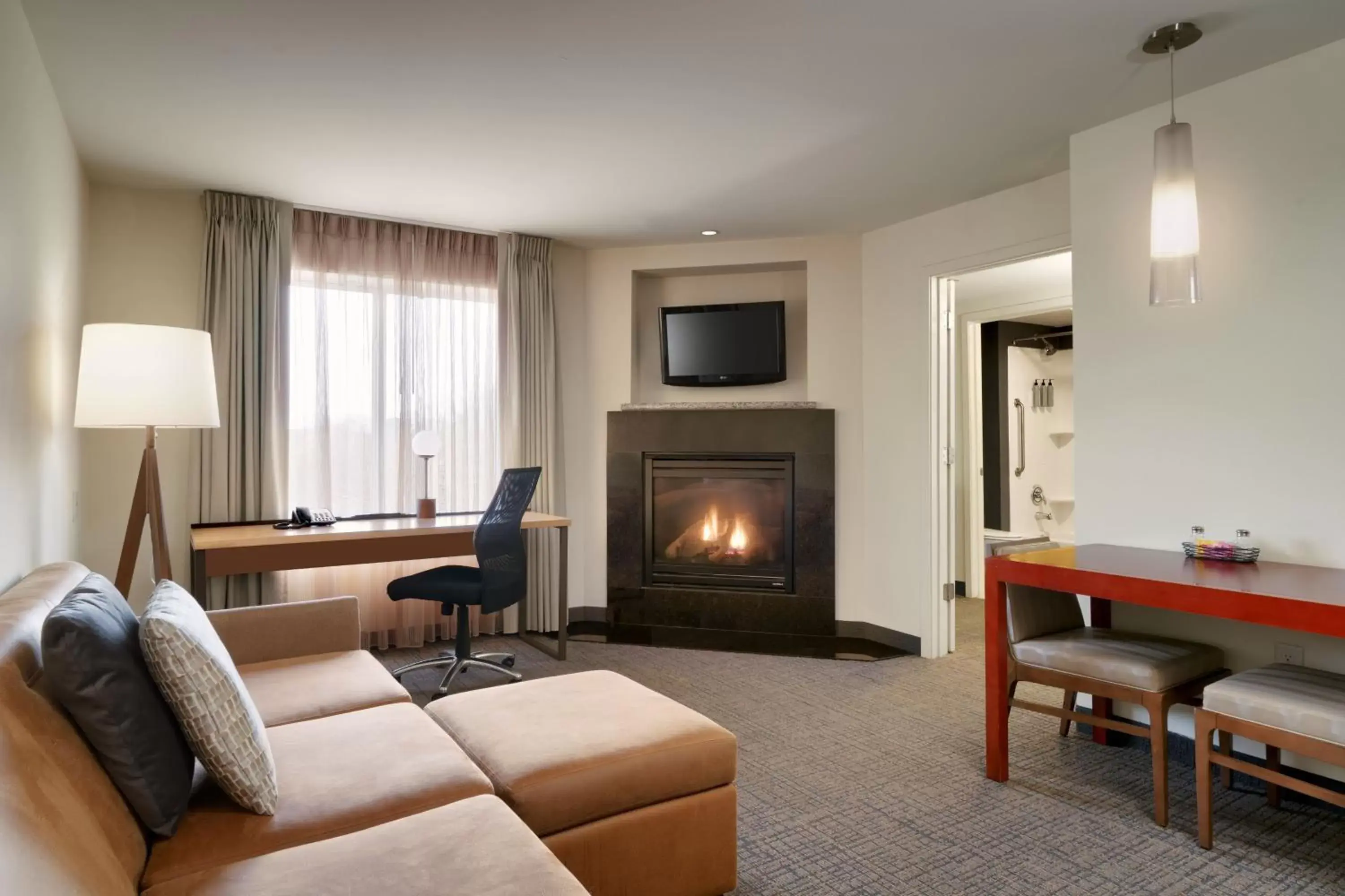 Bedroom, TV/Entertainment Center in Residence Inn by Marriott Greenville