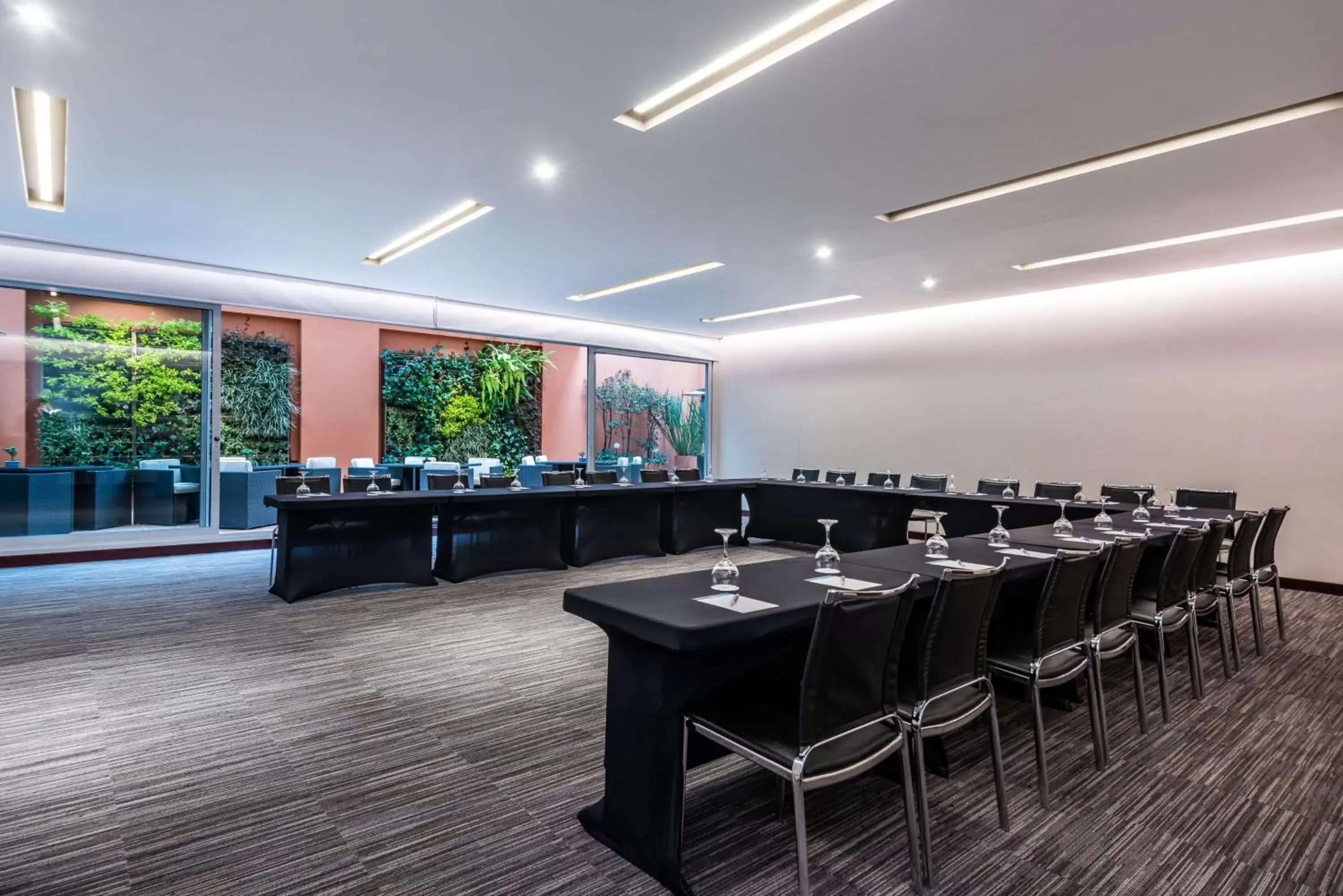 Meeting/conference room in NH Bogota Pavillon Royal