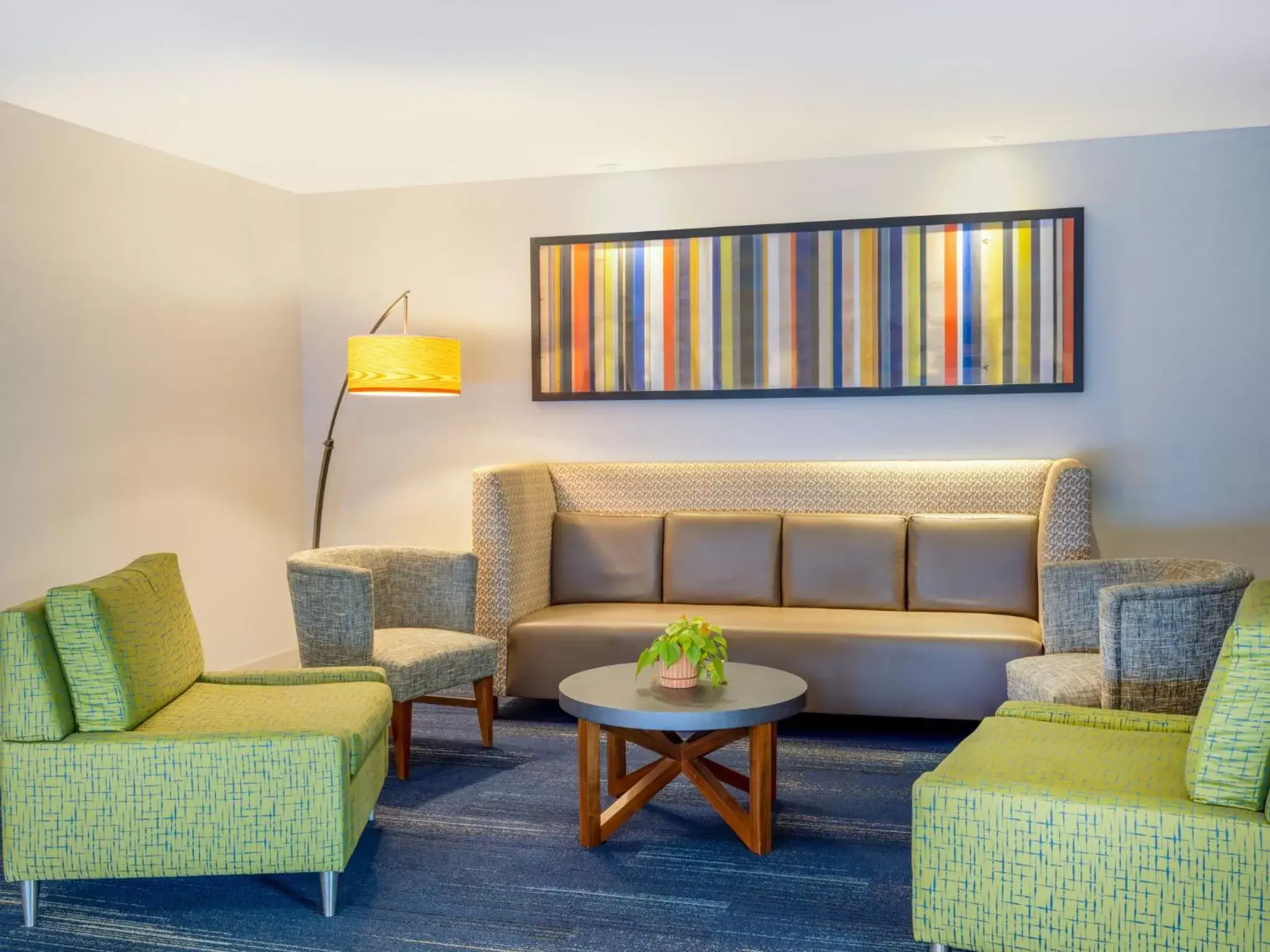 Property building, Seating Area in Holiday Inn Express Hotel & Suites Beaumont Northwest, an IHG Hotel