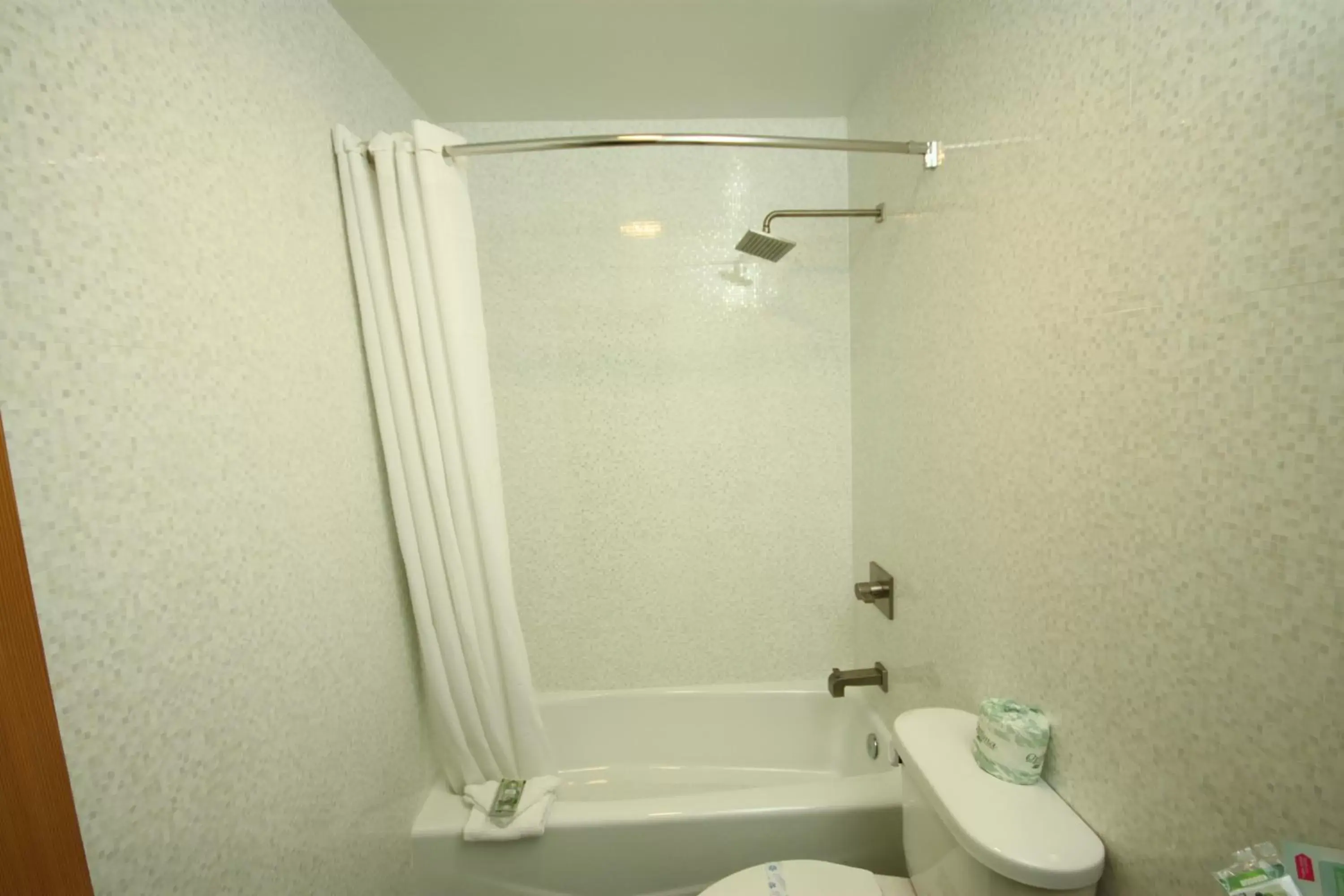 Bathroom in Grandview Inn
