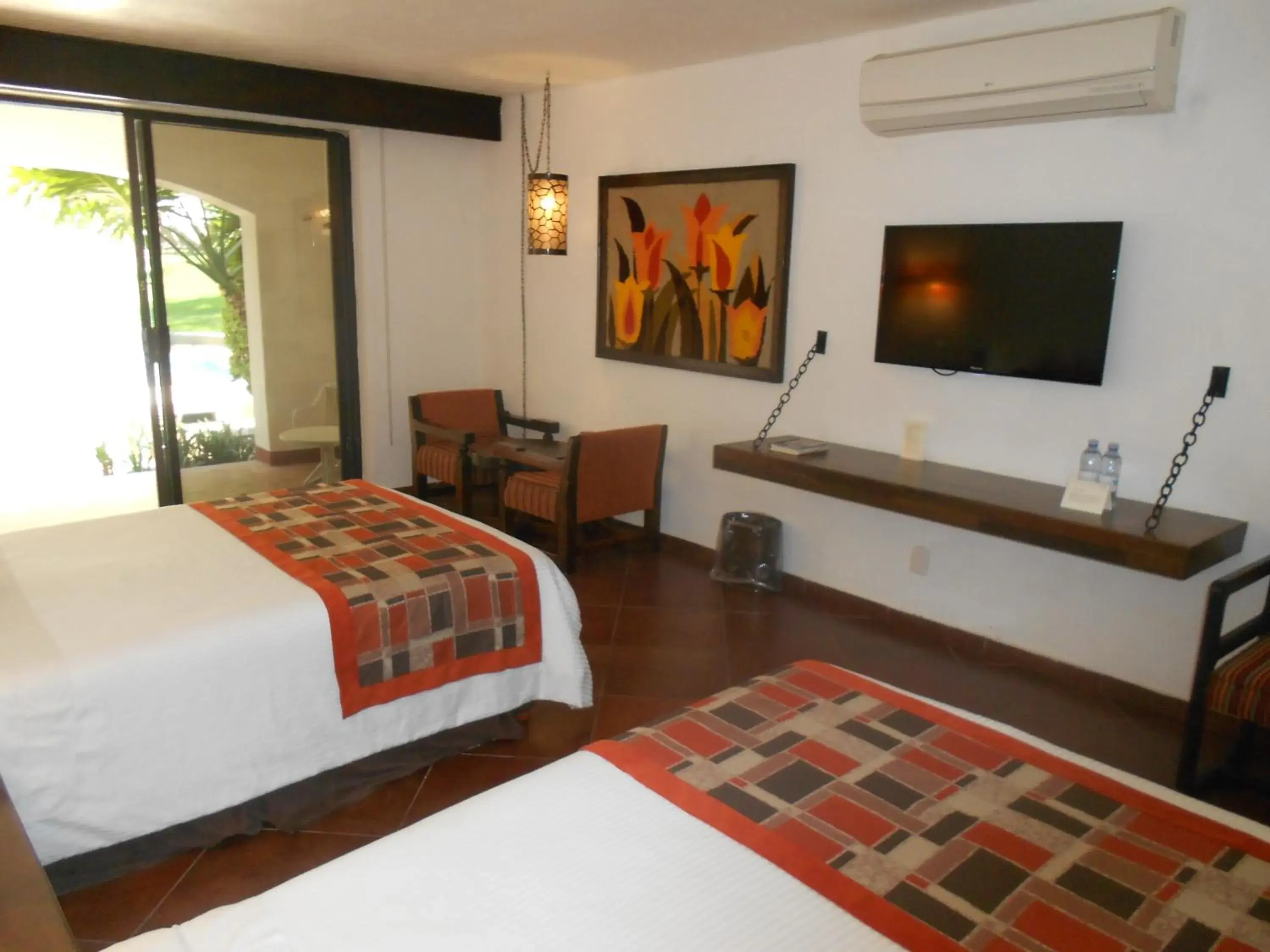 Communal lounge/ TV room, Bed in Hotel Hacienda Taboada (Aguas Termales)