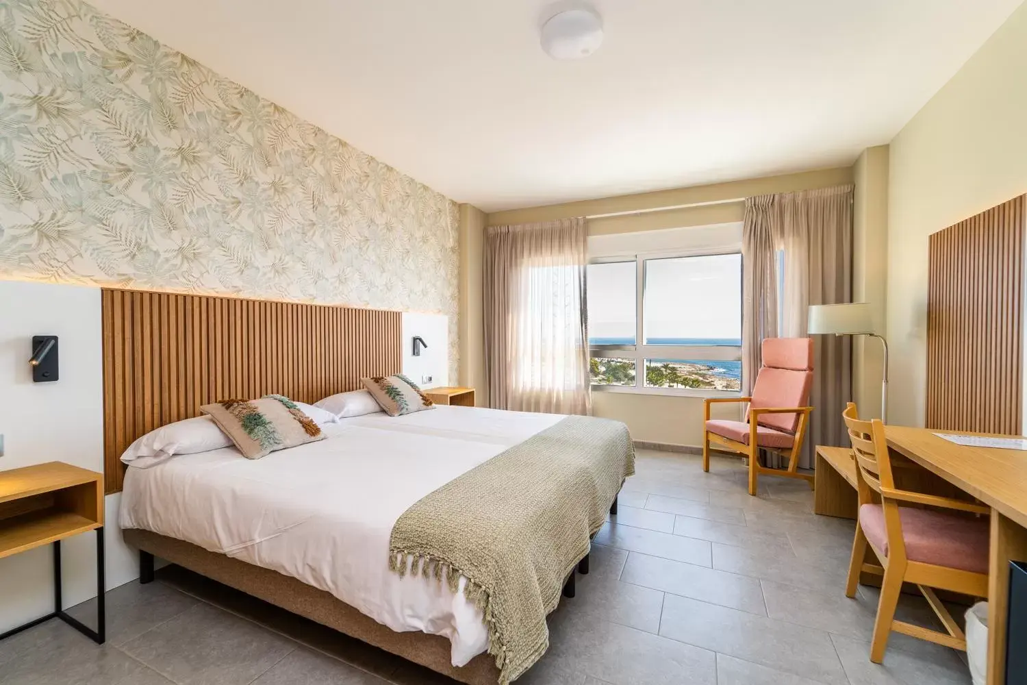 Bedroom in Hotel Vistamar Wellness by DLV