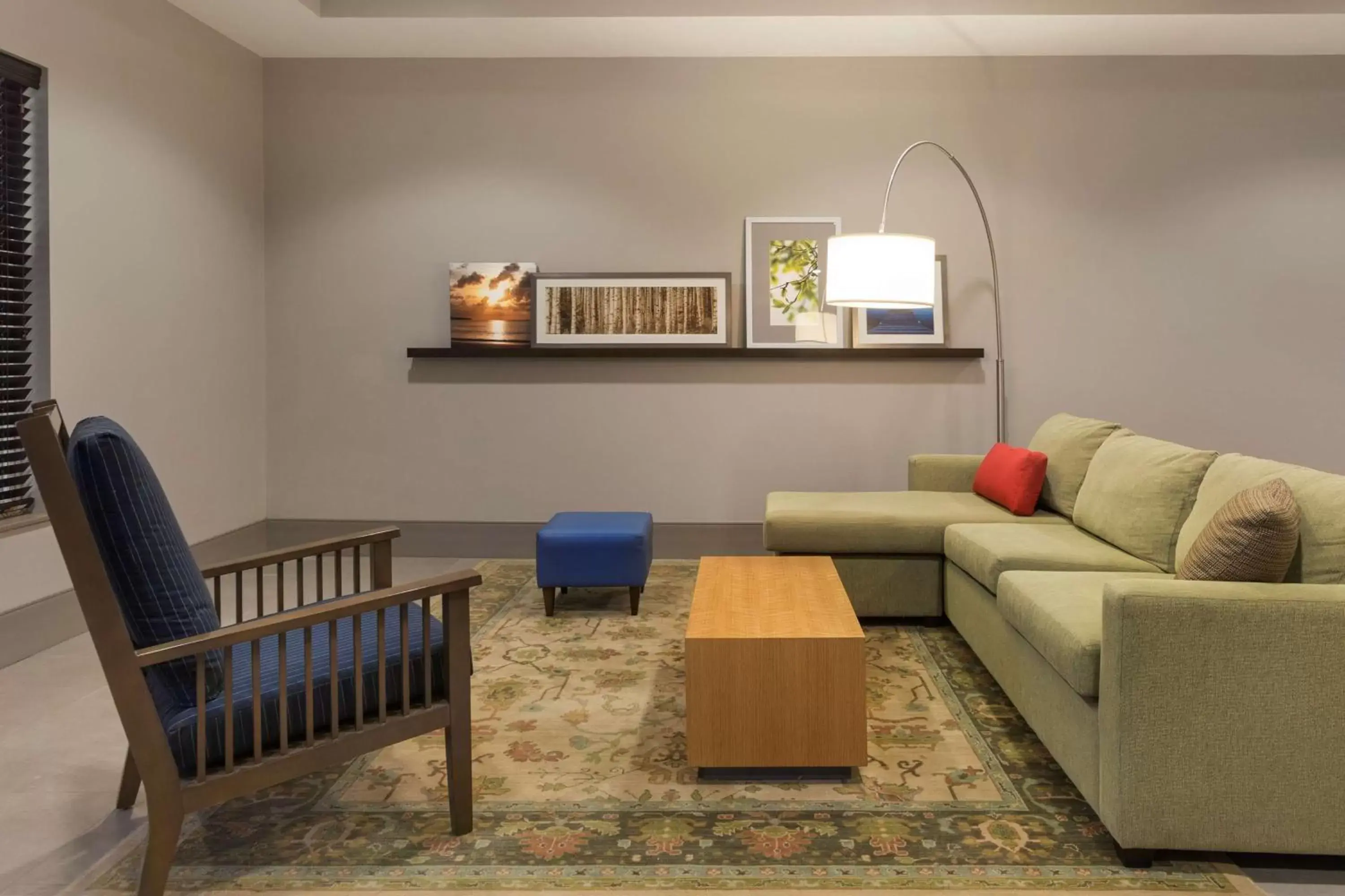 Lobby or reception, Seating Area in Park Plaza Minneapolis Mall of America