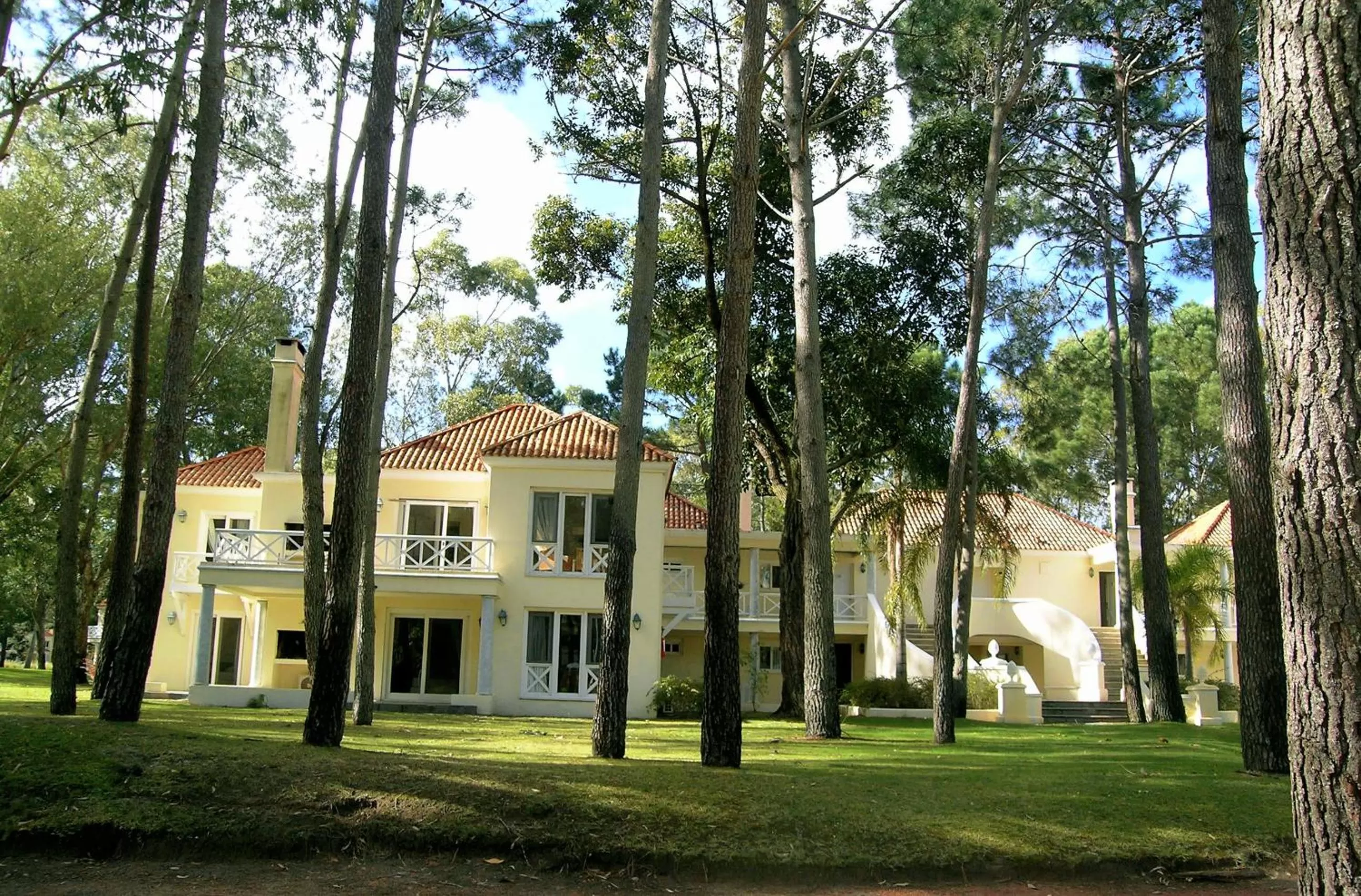 Facade/entrance in Solanas Punta del Este & Crystal Beach