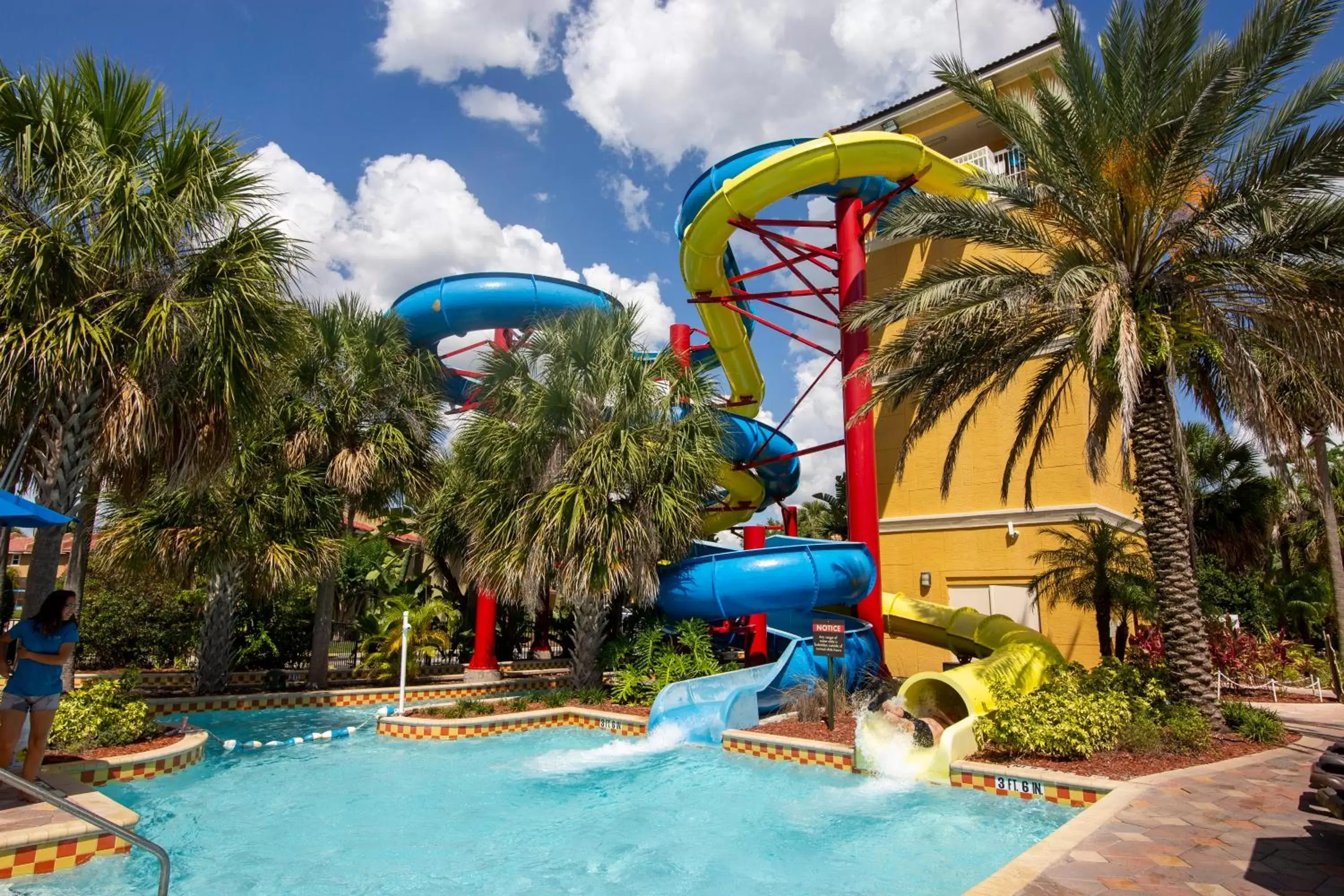 Activities, Water Park in FantasyWorld Resort