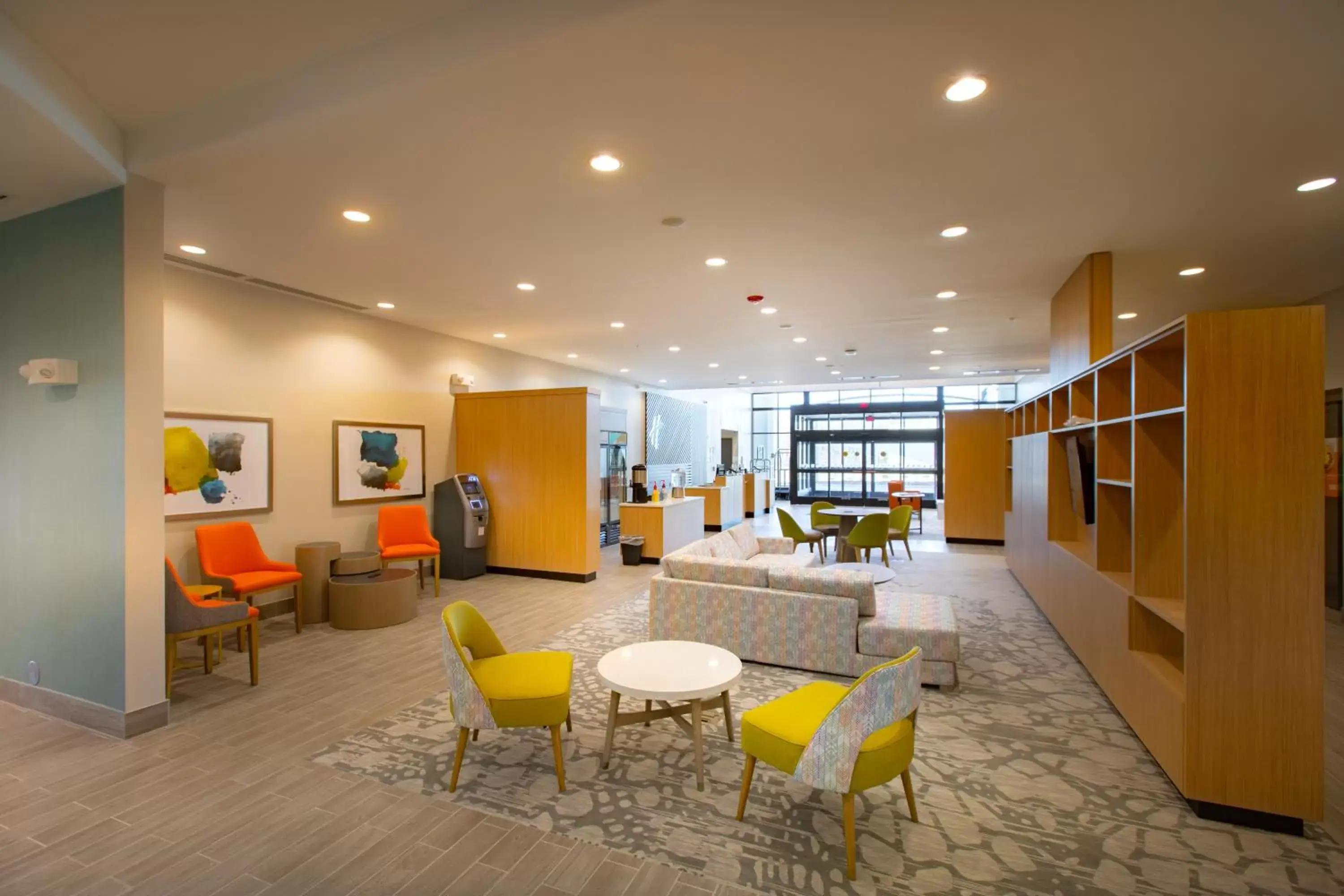 Lobby or reception in Holiday Inn - Kansas City - Northeast, an IHG Hotel