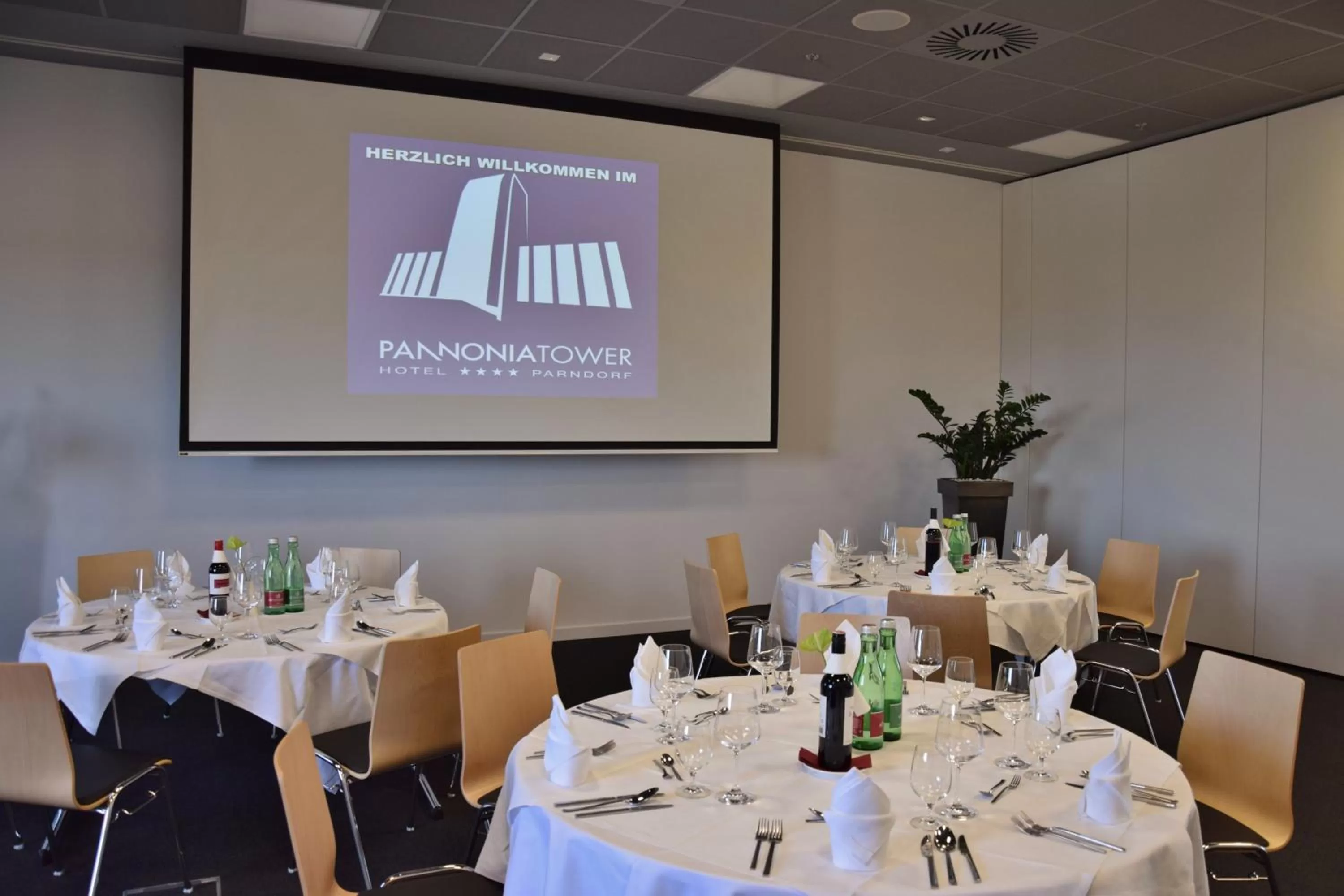 Banquet/Function facilities in Pannonia Tower