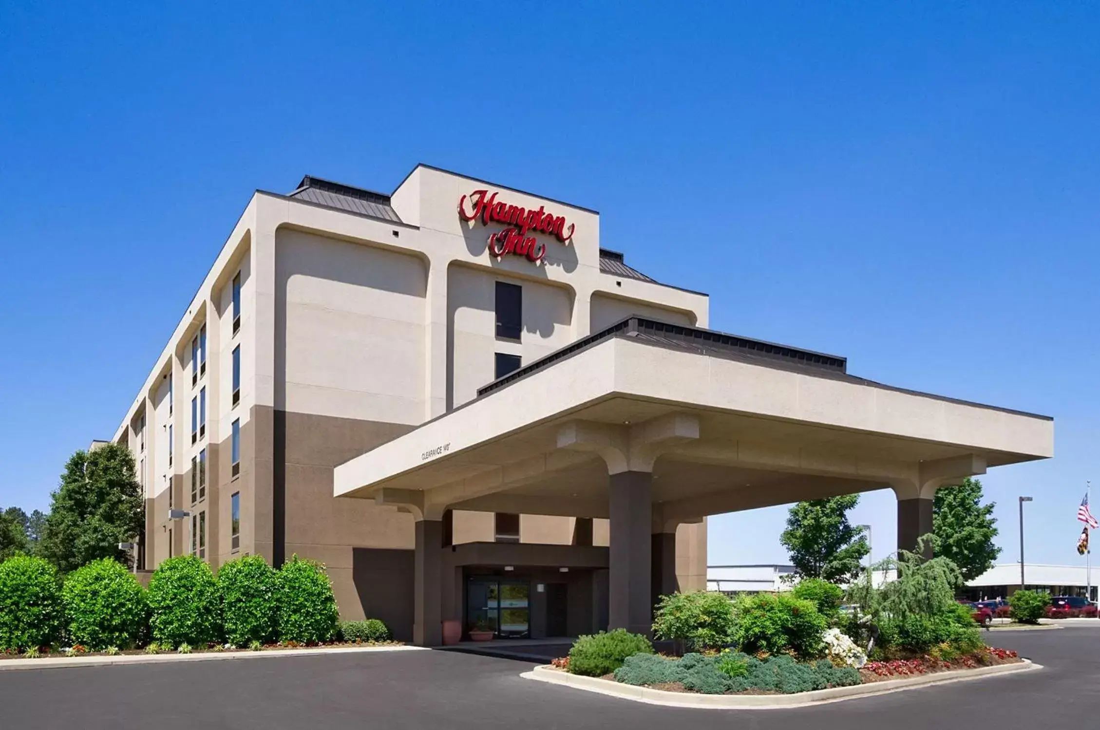 Property Building in Hampton Inn Lexington Park