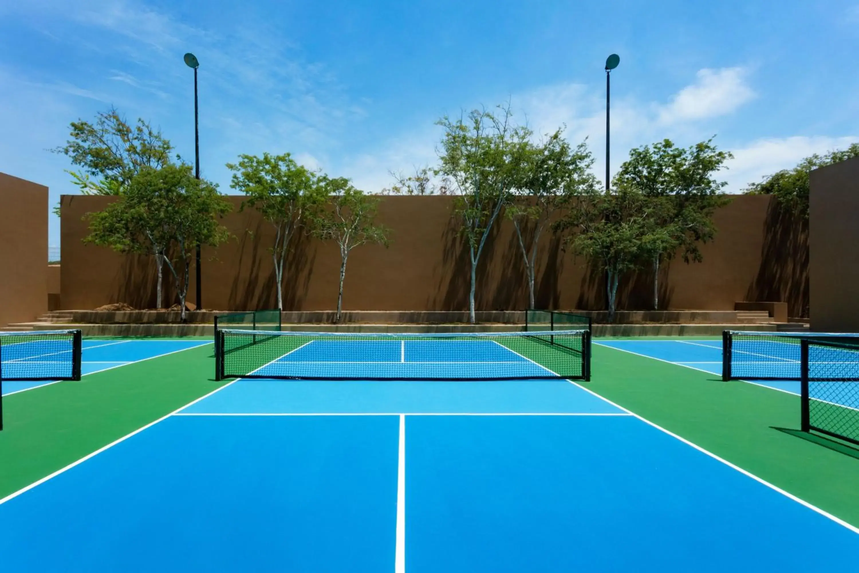 Area and facilities, Tennis/Squash in Casa Maat at JW Marriott Los Cabos Beach Resort & Spa